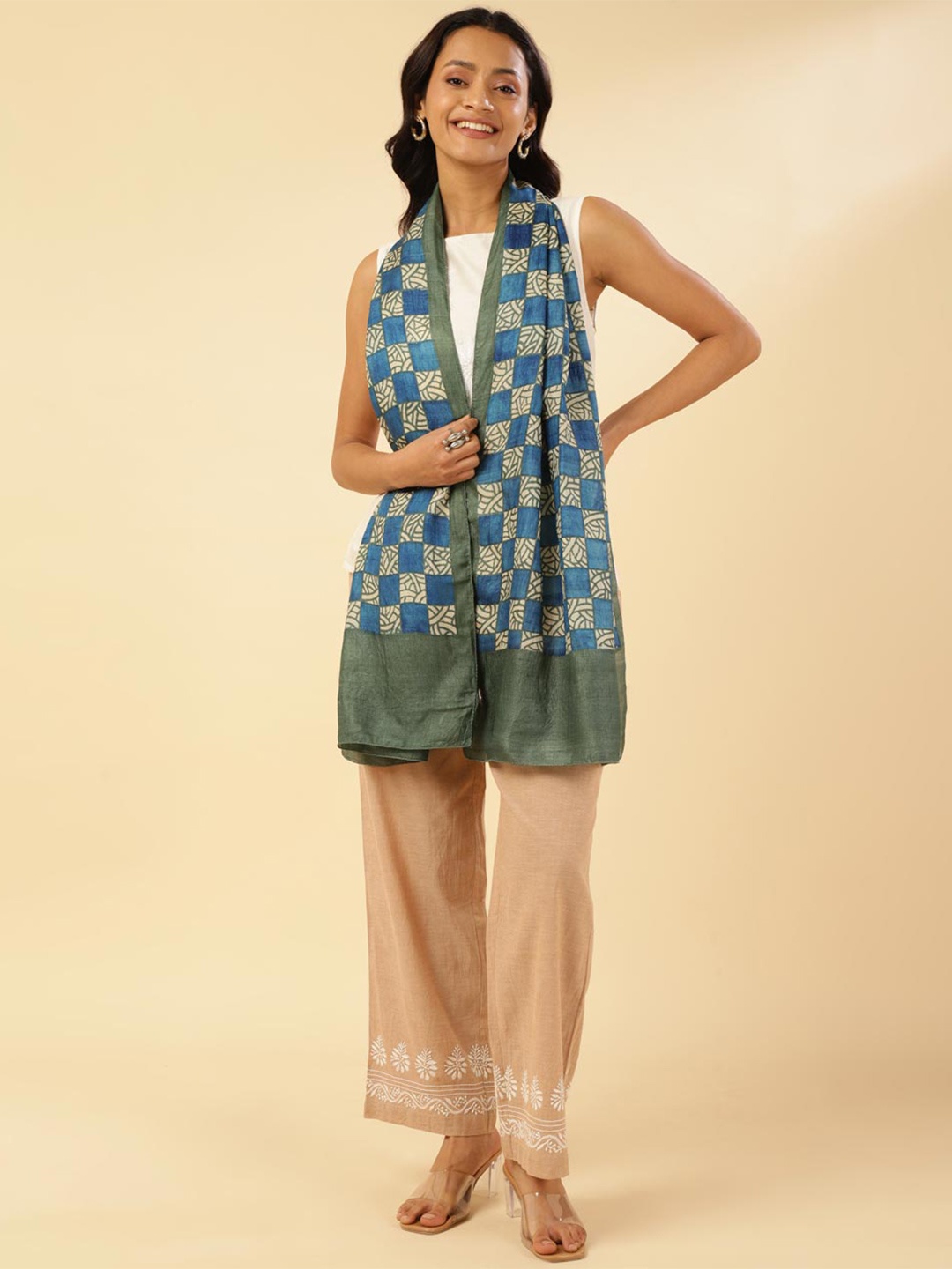 

Fabindia Geometric Printed Silk Stole, Green