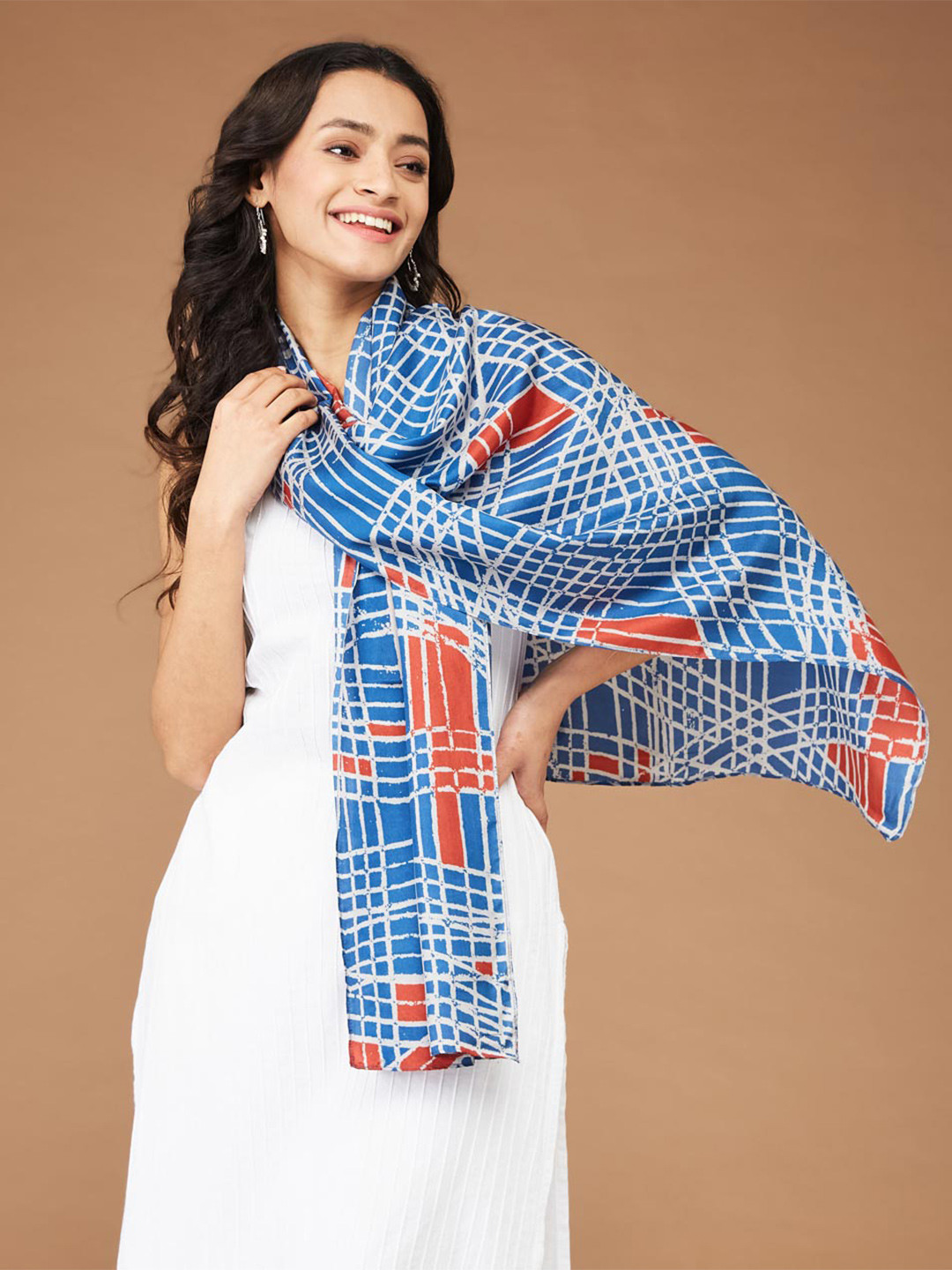 

Fabindia Women Geometric Printed Silk Stole, Blue