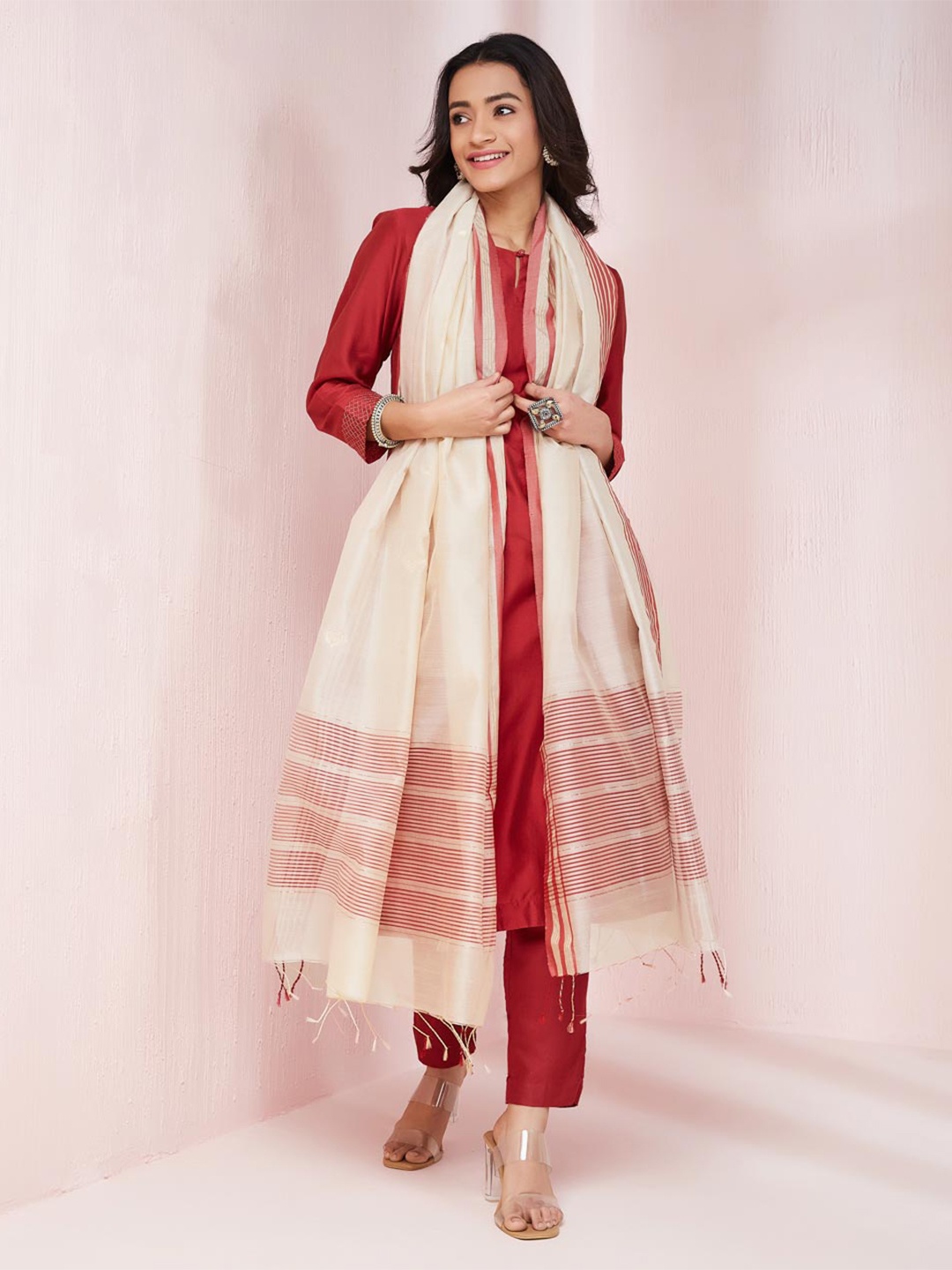 

Fabindia Cotton Silk Tasselled Dupatta, White