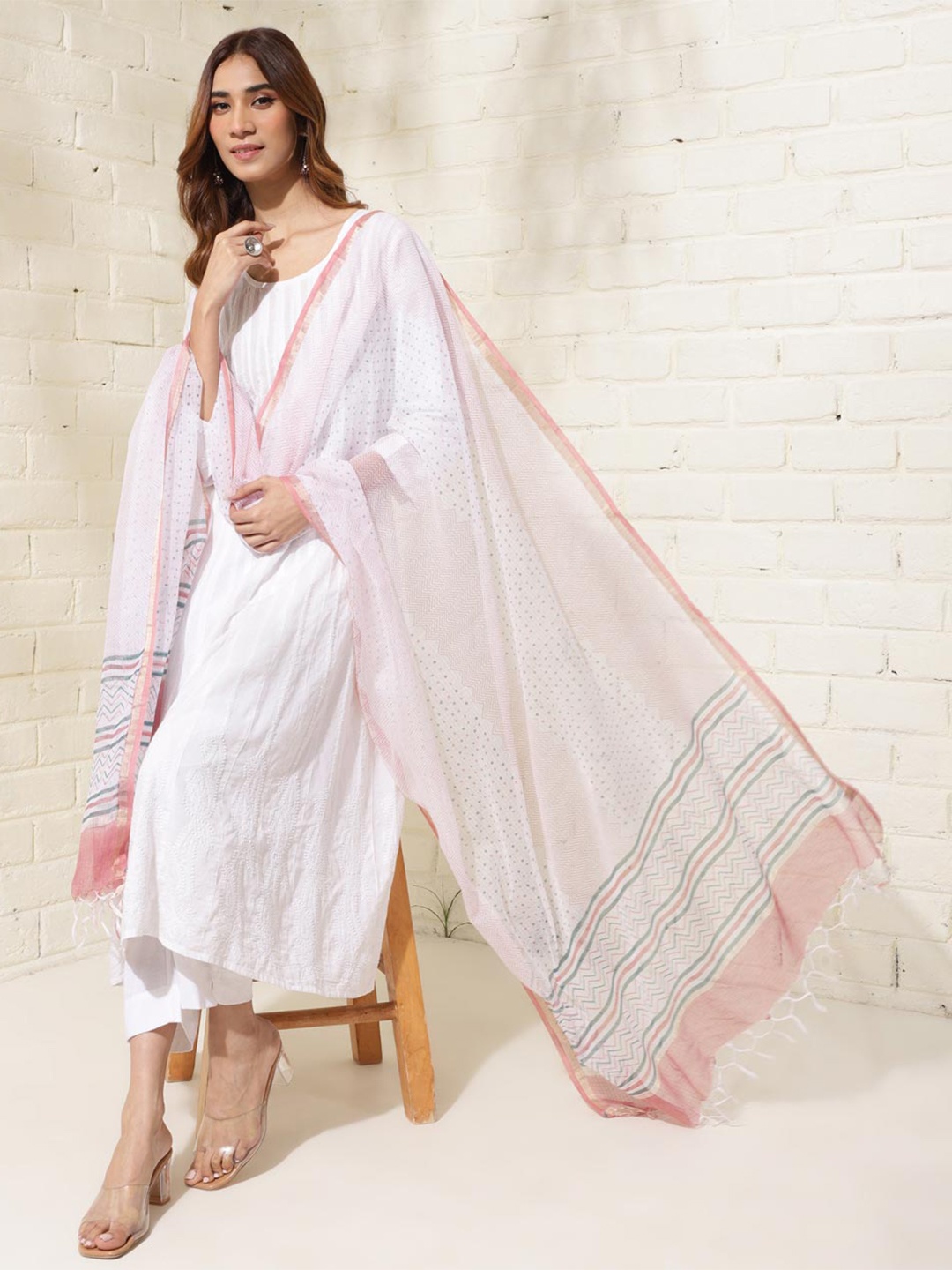 

Fabindia Geometric Block Printed Cotton Silk Dupatta, Pink