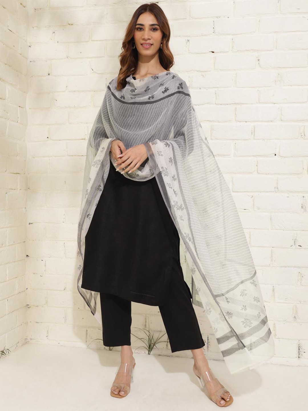 

Fabindia Ethnic Motifs Printed Cotton Silk Dupatta, White