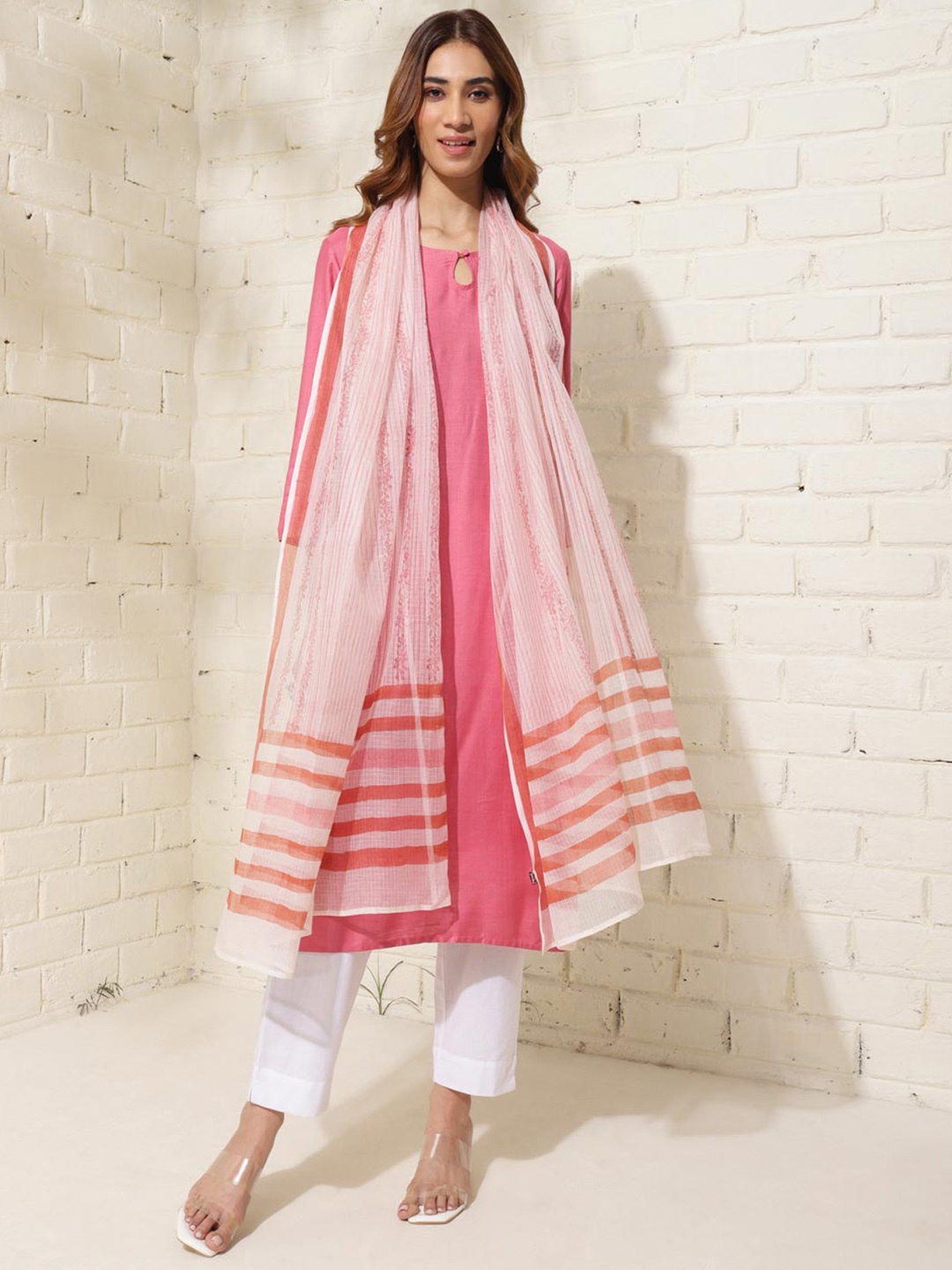 

Fabindia Ethnic Motifs Block Printed Cotton Silk Dupatta, White