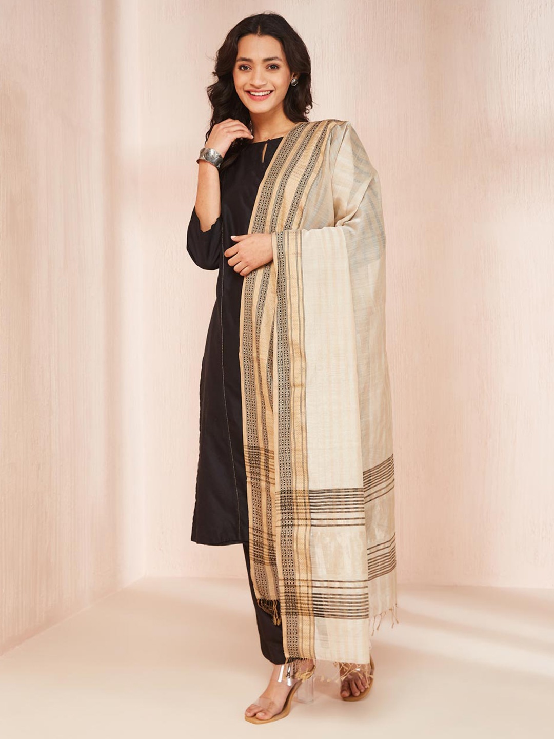 

Fabindia Striped Zari Cotton Silk Maheshwari Dupatta, Beige