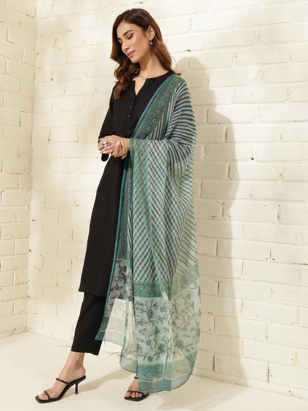 

Fabindia Striped Cotton Silk Dupatta, Green