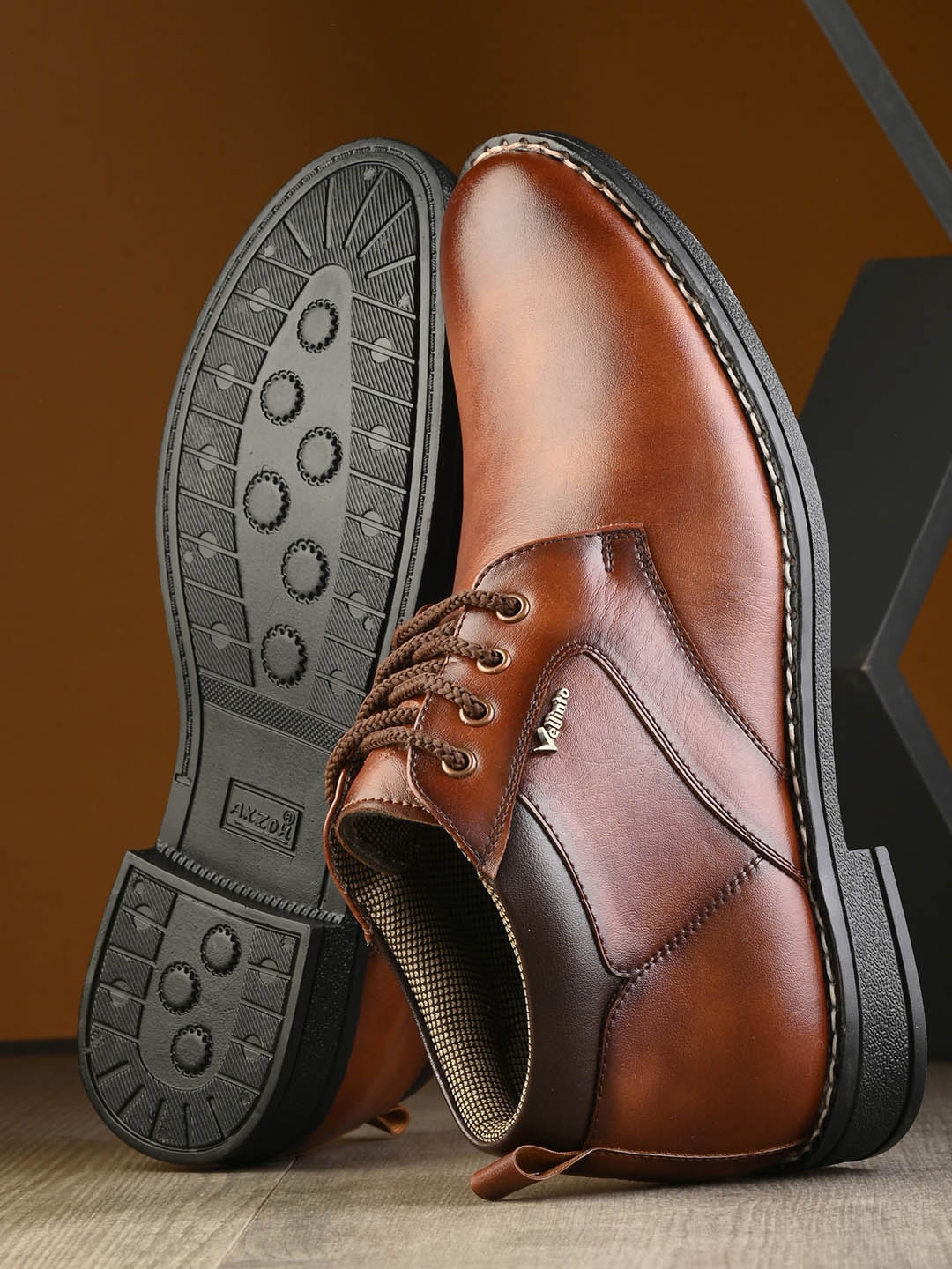 

Vellinto Men Mid-Top Lace-Up Regular Boots, Tan