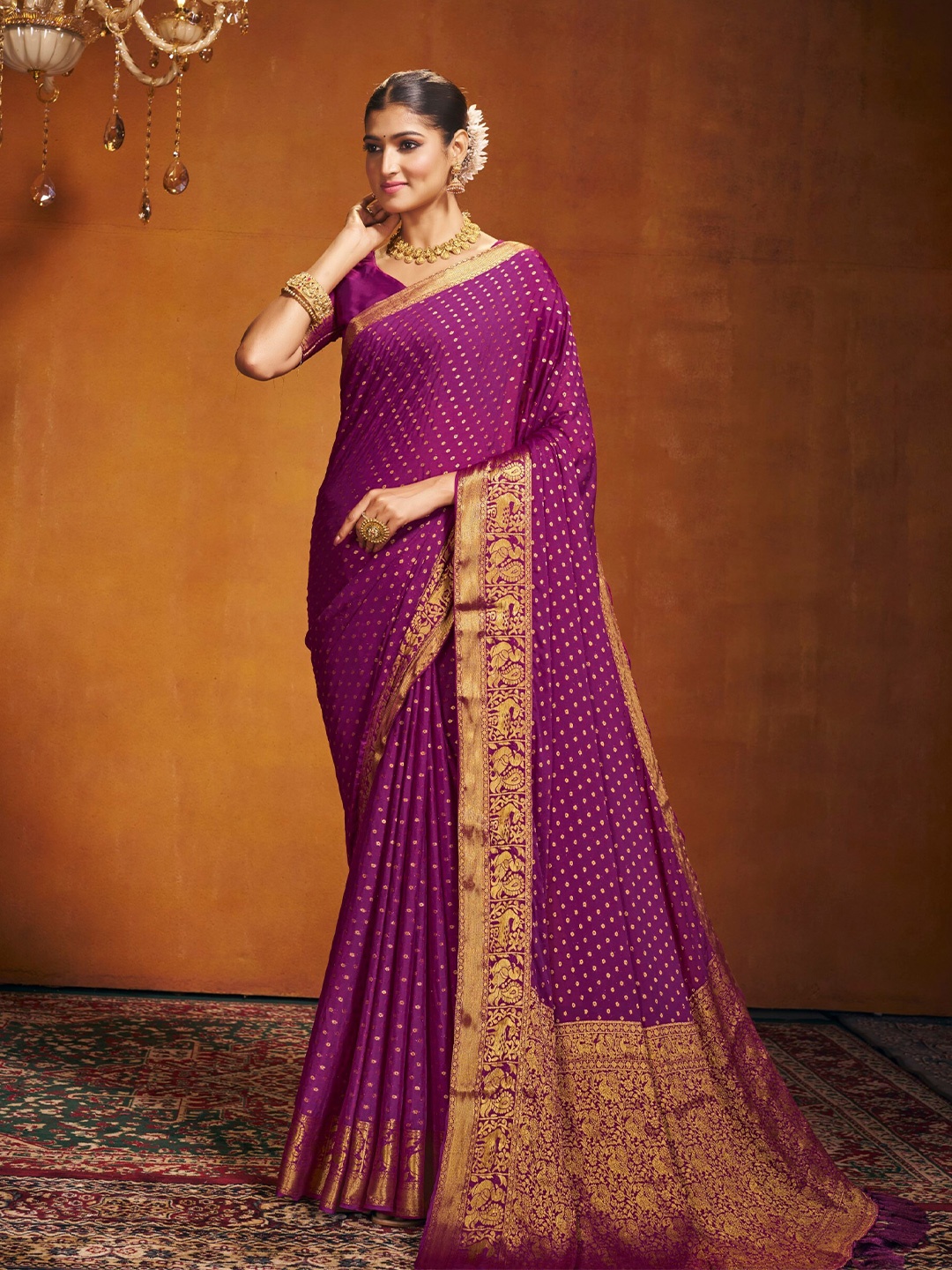 

FLOURIOUS Geometric Woven Design Zari Pure Chiffon Banarasi Saree, Purple