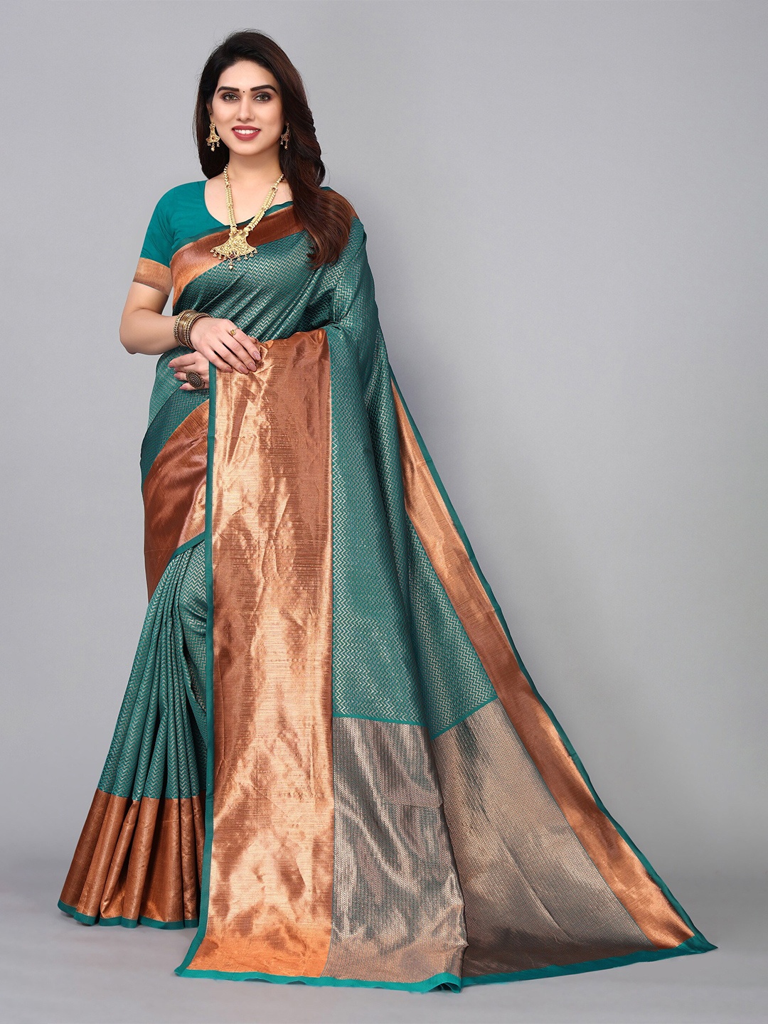 

DIVASTRI Geometric Woven Design Zari Banarasi Saree, Teal