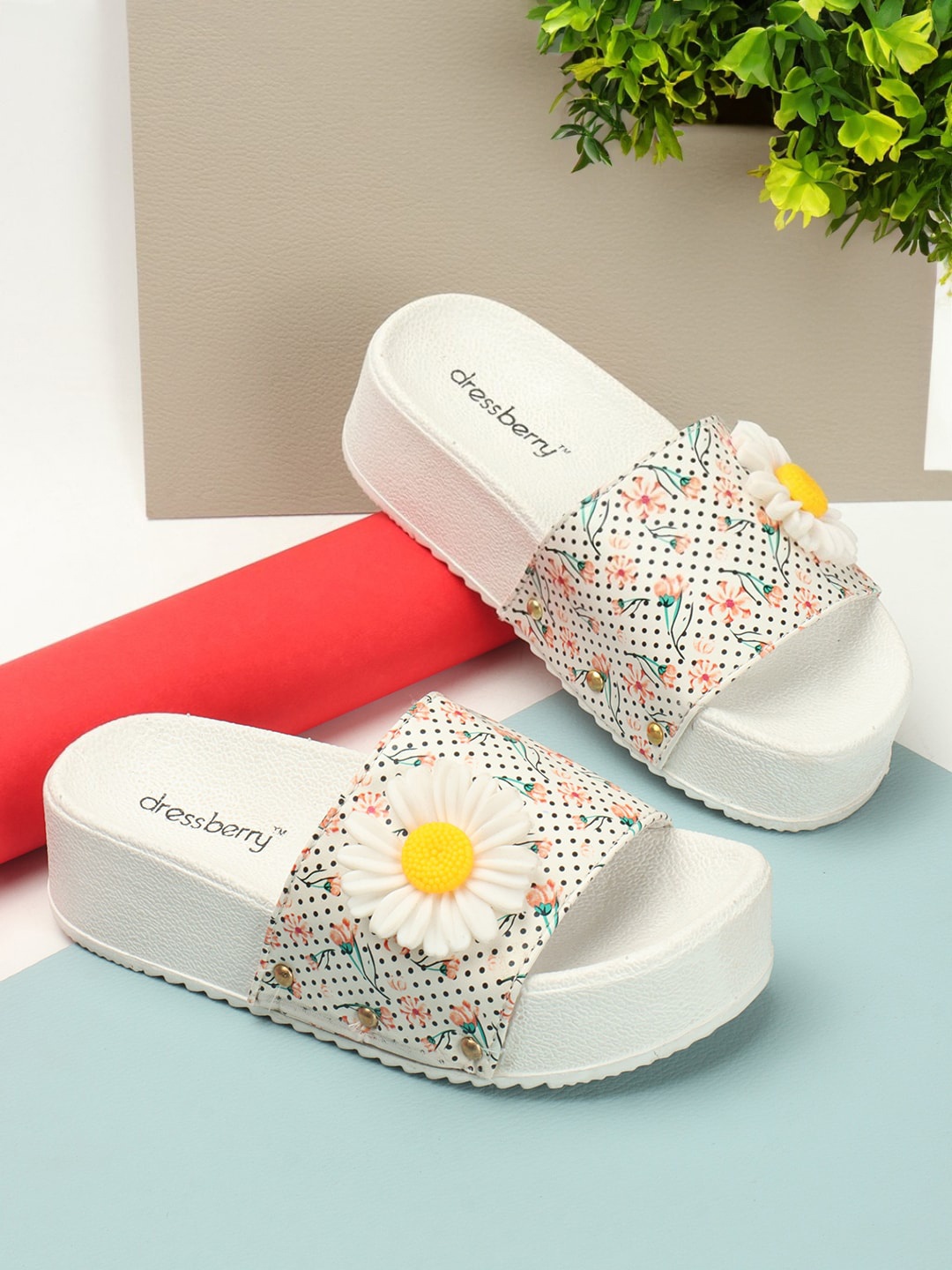 

DressBerry White Printed Open Toe Flatform Heels