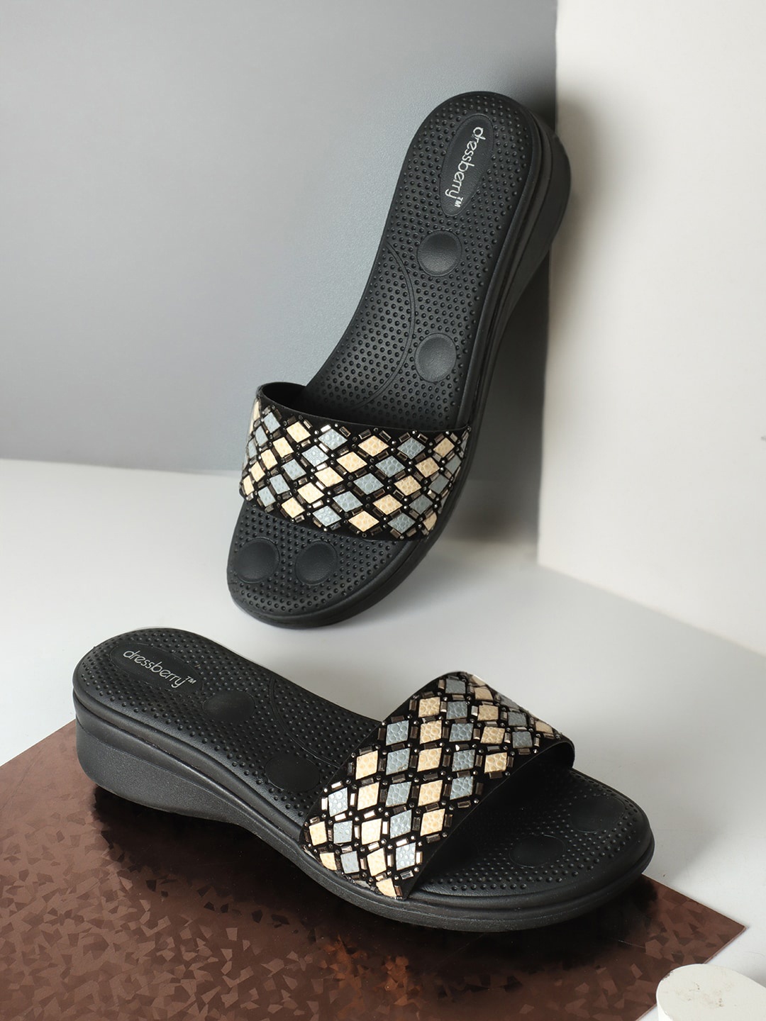 

DressBerry Black Embellished Comfort Heels