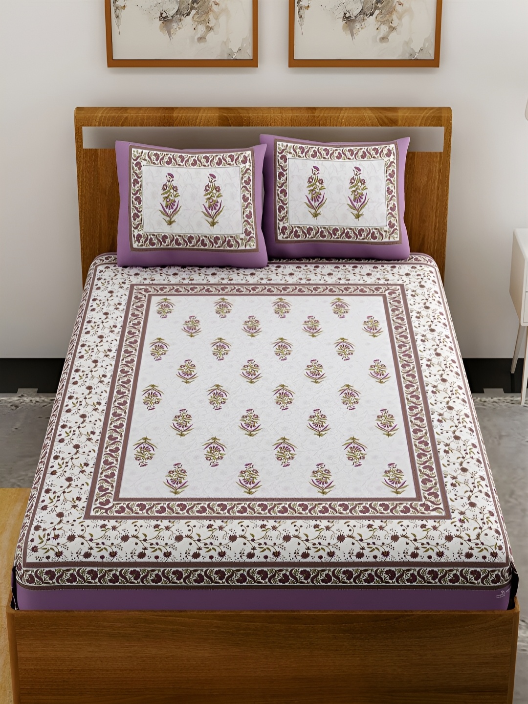 

UNIQCHOICE Purple & White Floral Printed Cotton 144 TC Queen Bedsheet With 2 Pillow Covers