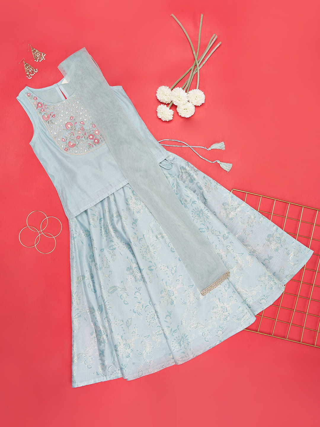 

AKKRITI BY PANTALOONS Girls Embroidered Ready to Wear Lehenga & Blouse With Dupatta, Turquoise blue