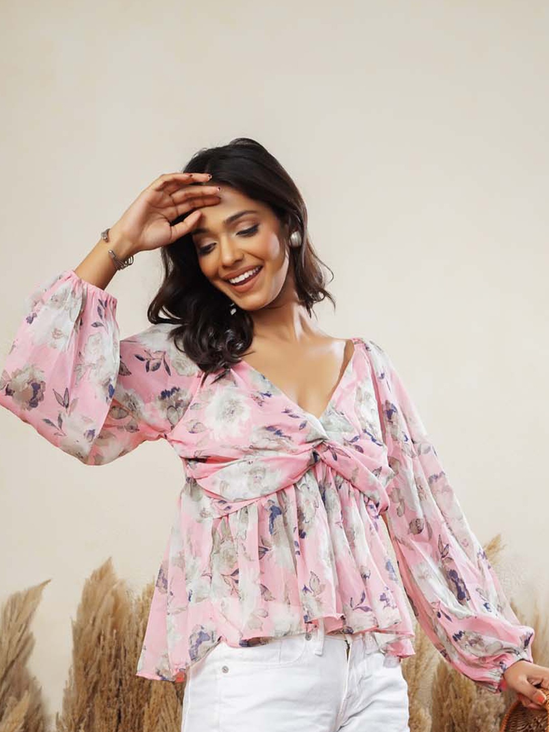 

Salvia Sky Floral Printed V-Neck Puff Sleeves Twisted Empire Top, Pink