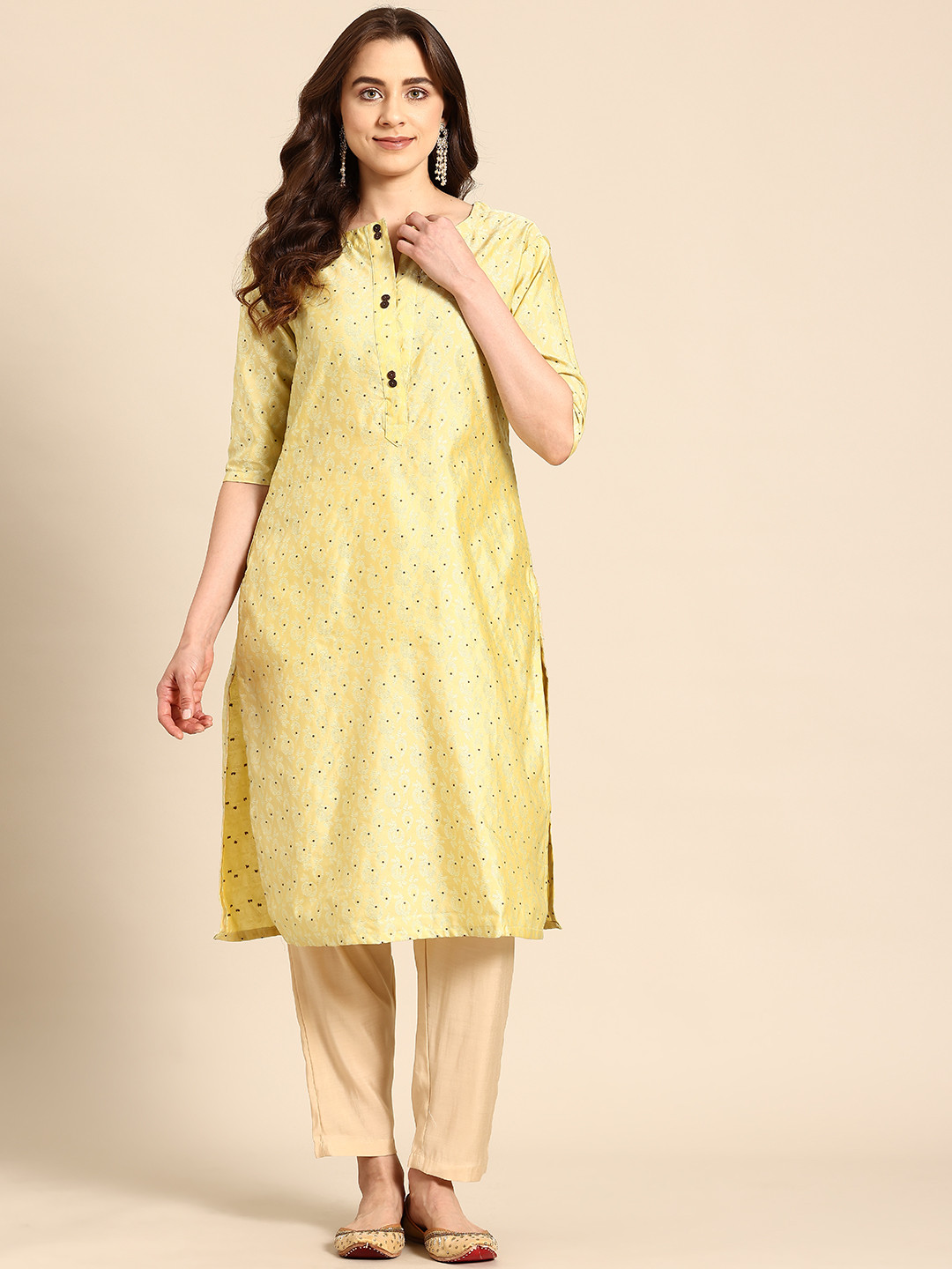 

Sayisha Women Ethnic Motifs Embroidered Regular Thread Work Pure Silk Kurta with Trousers, Lime green
