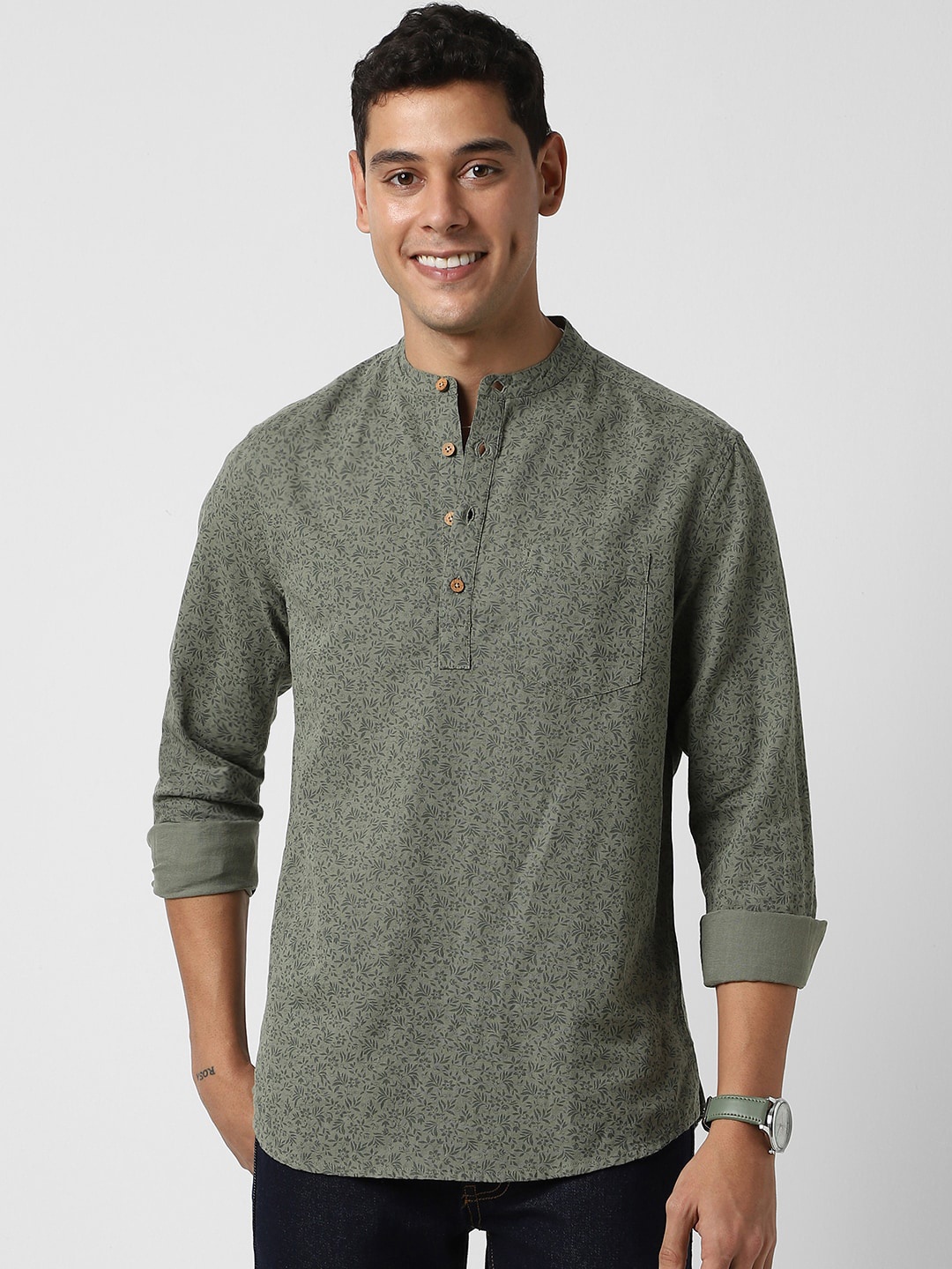 

VASTRADO Floral Printed Mandarin Collar Cotton Straight Kurta, Olive
