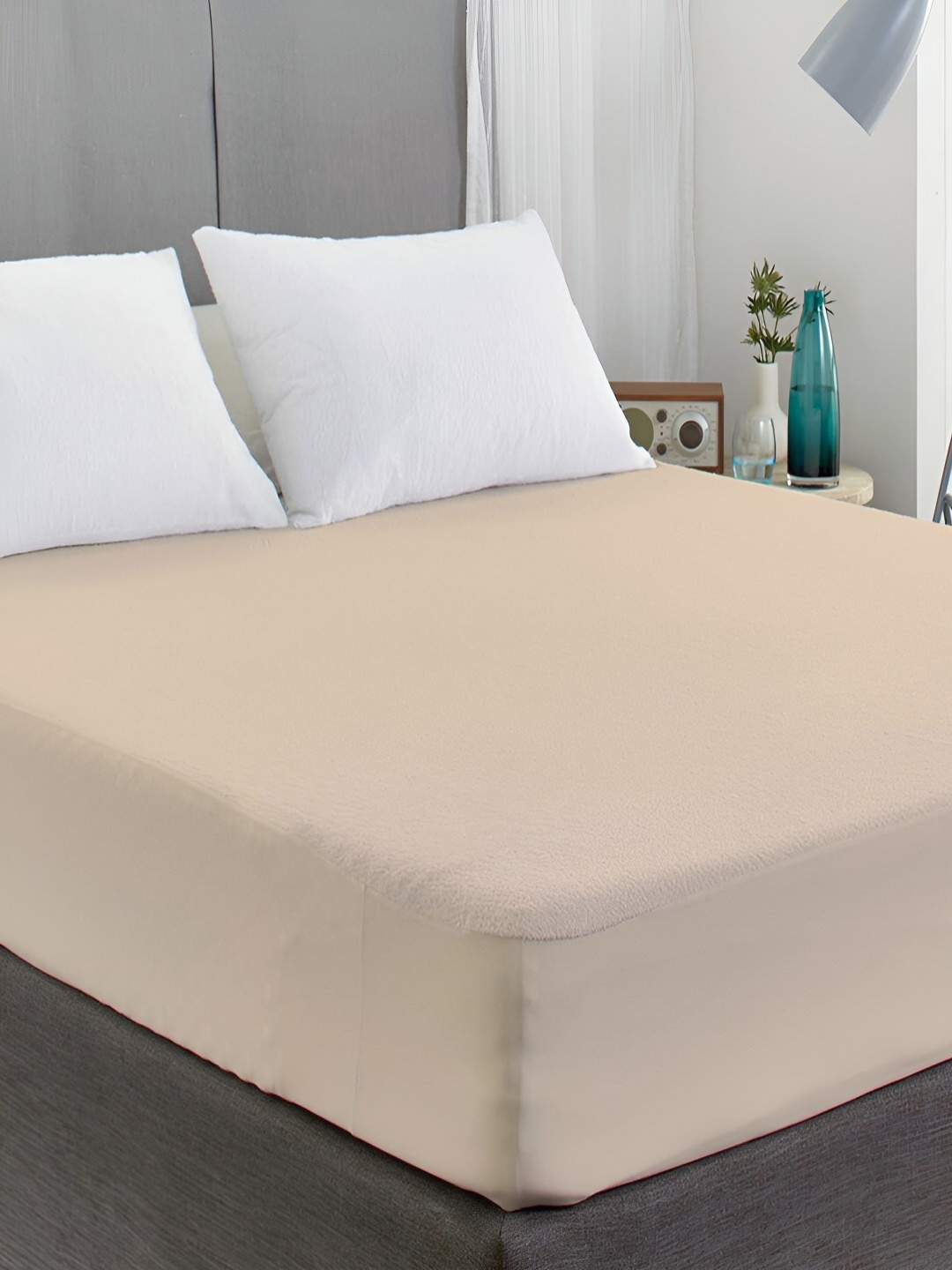 

tundwal's Beige Terry Breathable Mattress Protector