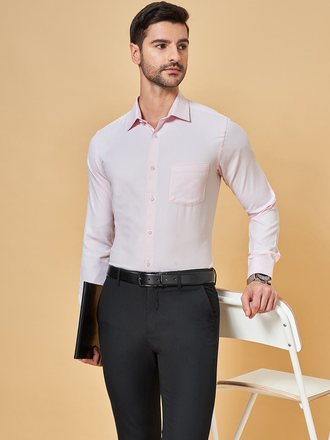 

BYFORD by Pantaloons Slim Fit Spread Collar Long Sleeves Formal Shirt, Pink