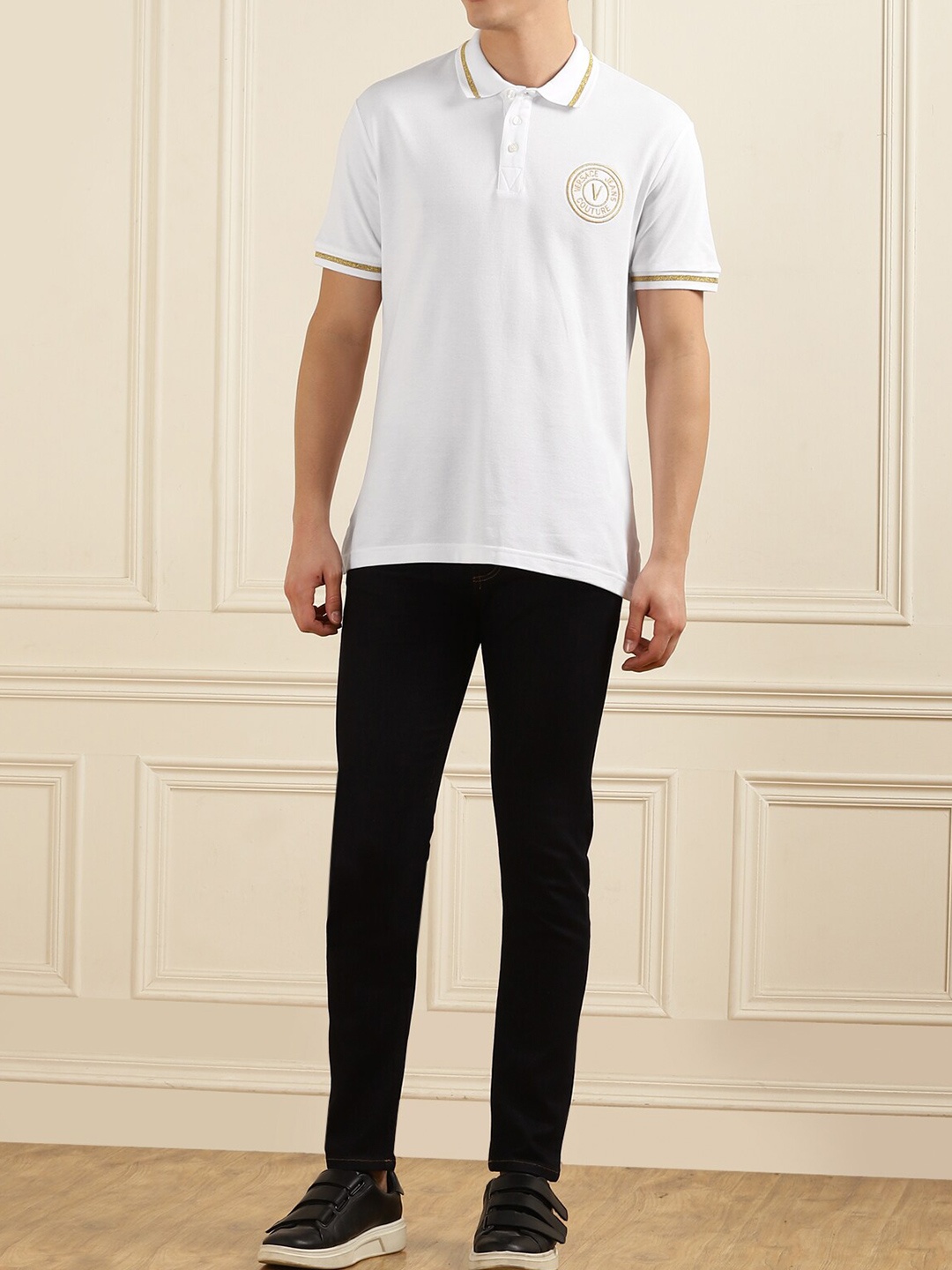 

Versace Jeans Couture Polo Collar Cotton T-shirt, White
