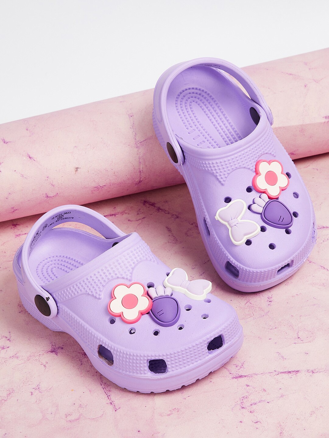 

max Girls Self Design Clogs, Purple