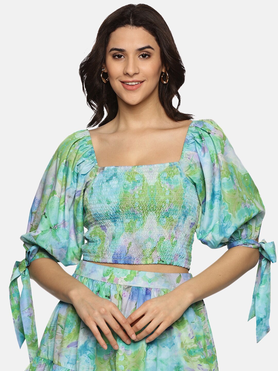 

ISU Floral Printed Puff Sleeves Square Neck Smocked Crop Top, Green