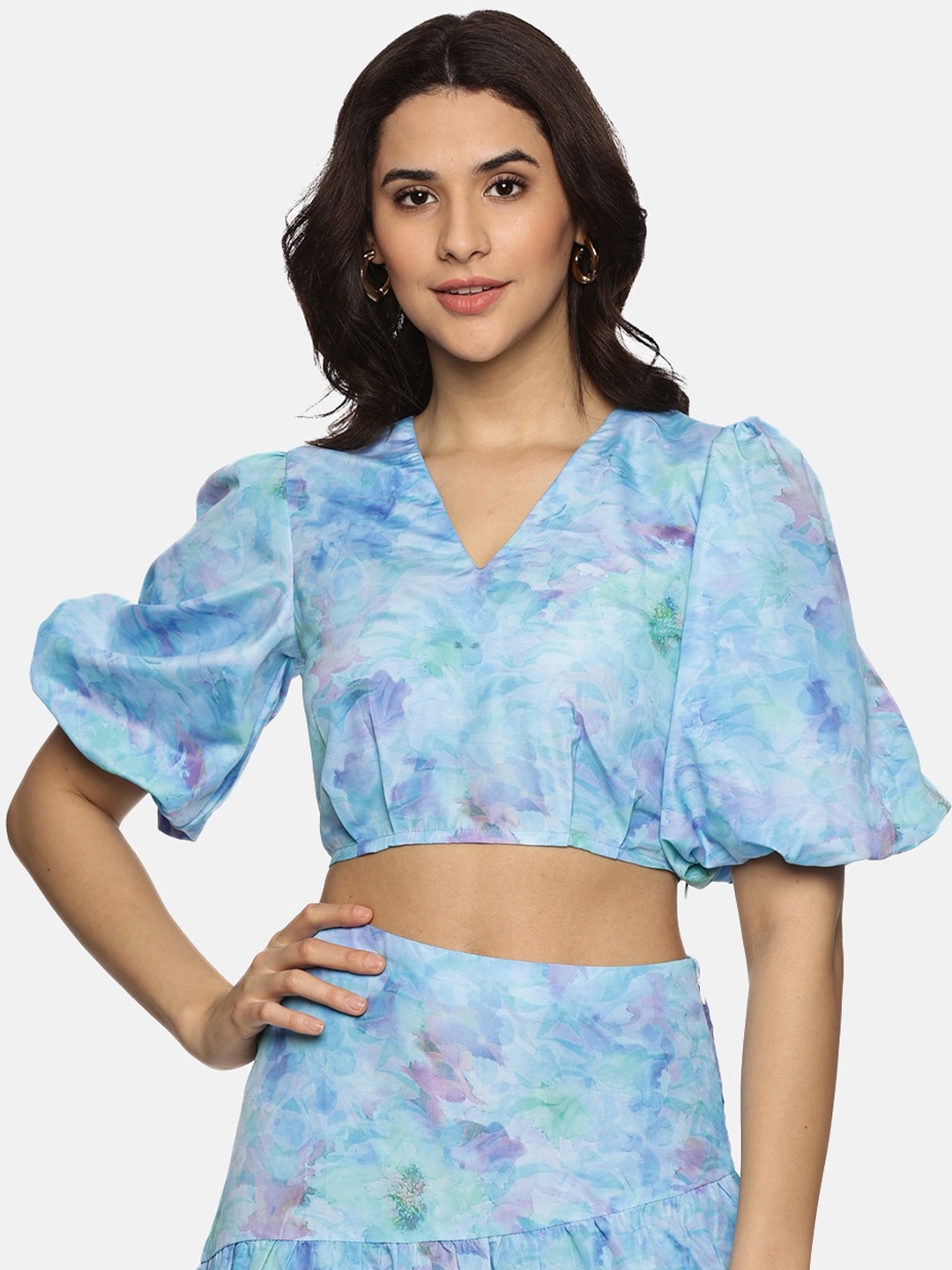 

ISU Floral Printed Puff Sleeves V-Neck Blouson Crop Top, Blue