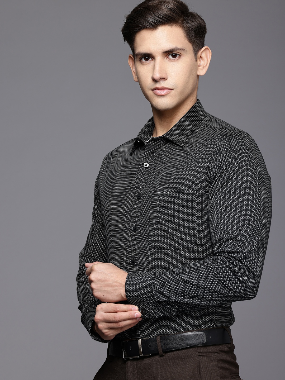 

Louis Philippe Pure Cotton Slim Fit Opaque Printed Formal Shirt, Black