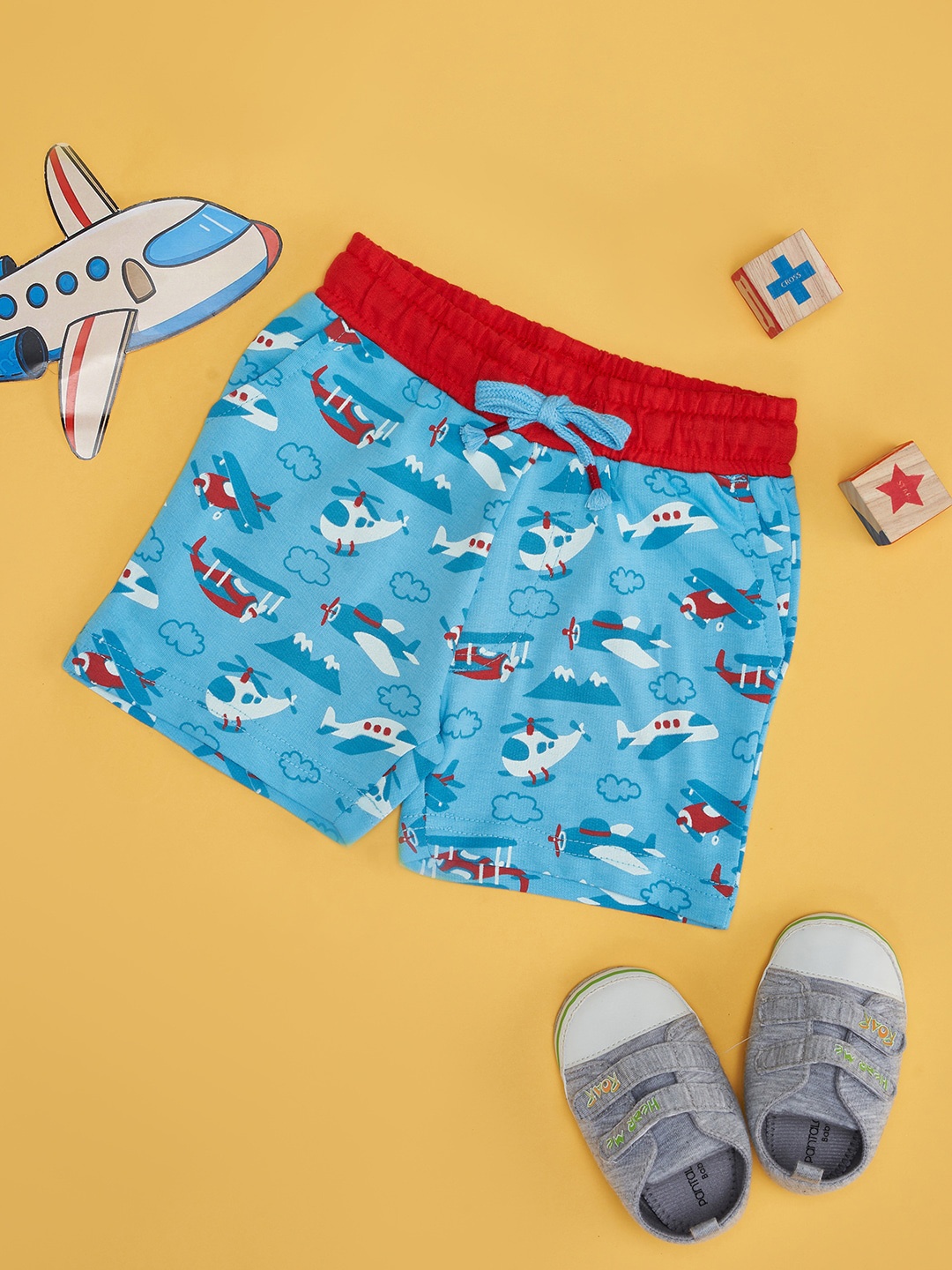 

Pantaloons Baby Boys Conversational Printed Pure Cotton Shorts, Blue