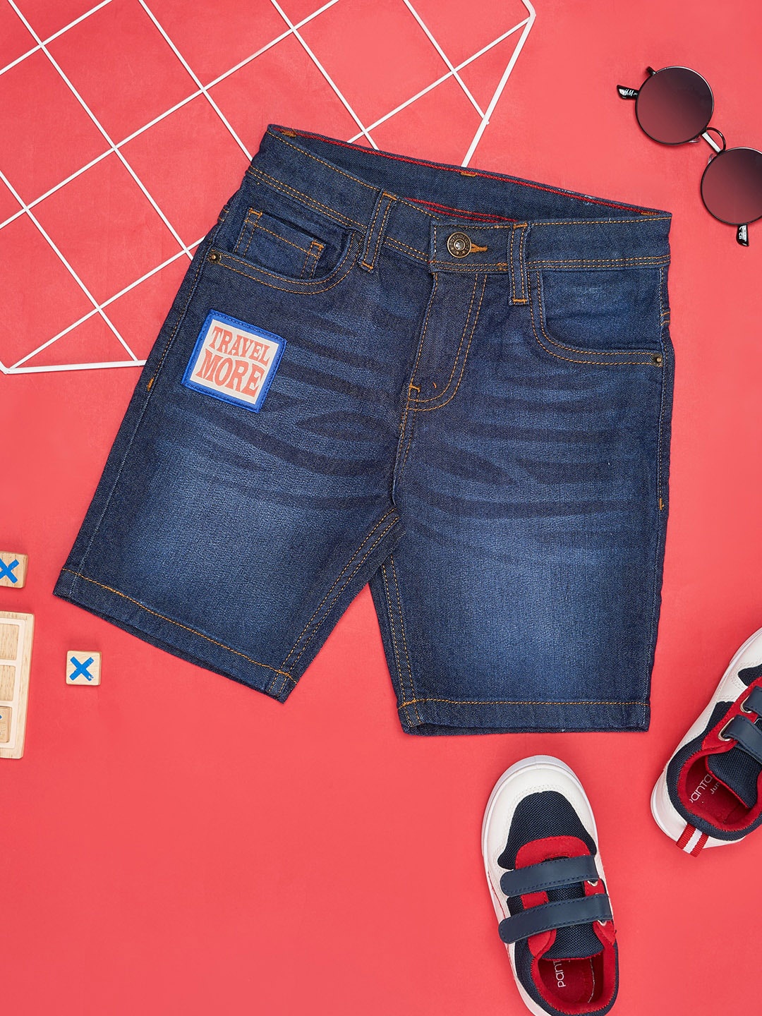 

Pantaloons Junior Boys Washed Denim Shorts, Navy blue