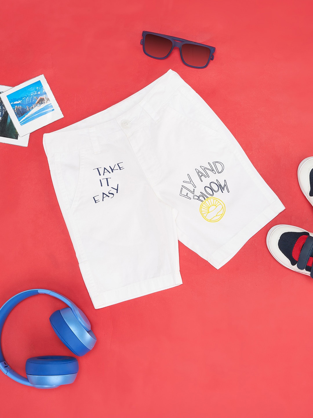 Pantaloons Junior Boys Typography Printed Mid-Rise Pure Cotton Shorts, Off white