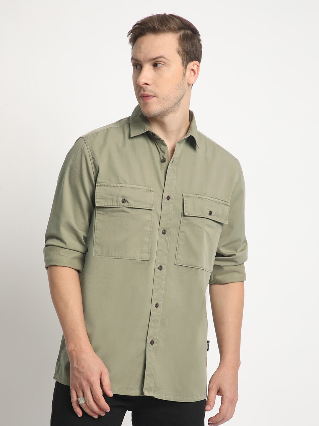 

The Roadster Lifestyle Co. Relaxed-Fit Spread Collar Casual Pure Cotton Shirt, Green