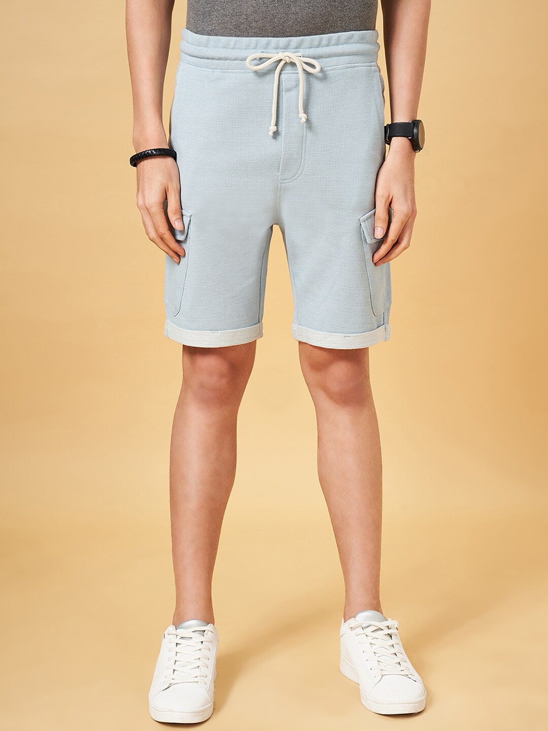 

People Men Blue Mid-Rise Cargo Shorts