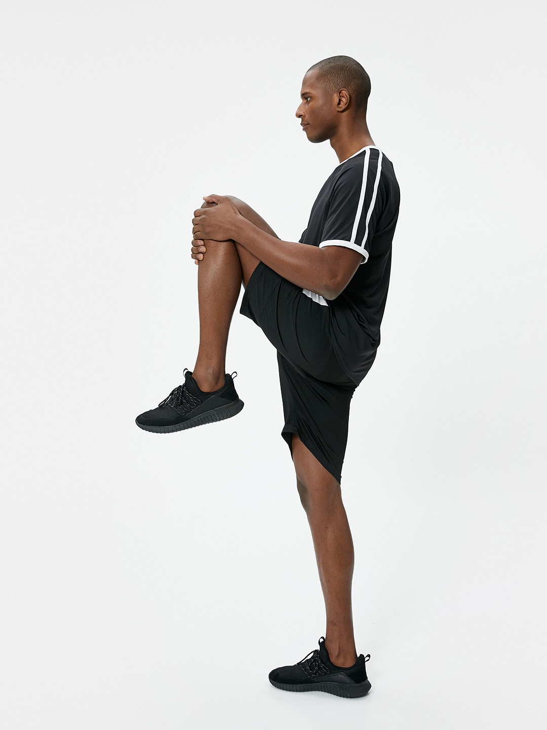 

Koton Round Neck Short Sleeves Oversized T-shirt, Black