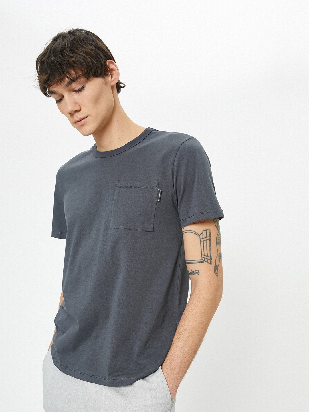 

Koton Round Neck Short Sleeve Cotton Regular Fit T-shirt, Grey