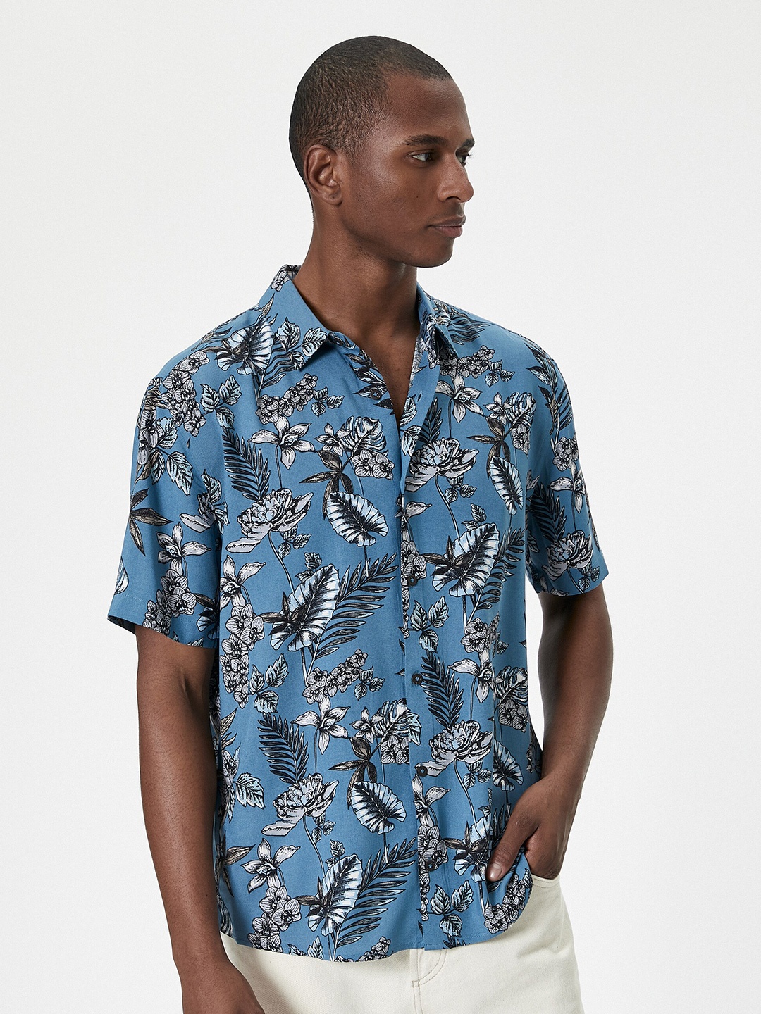 

Koton Floral Printed Spread Collar Casual Shirt, Green