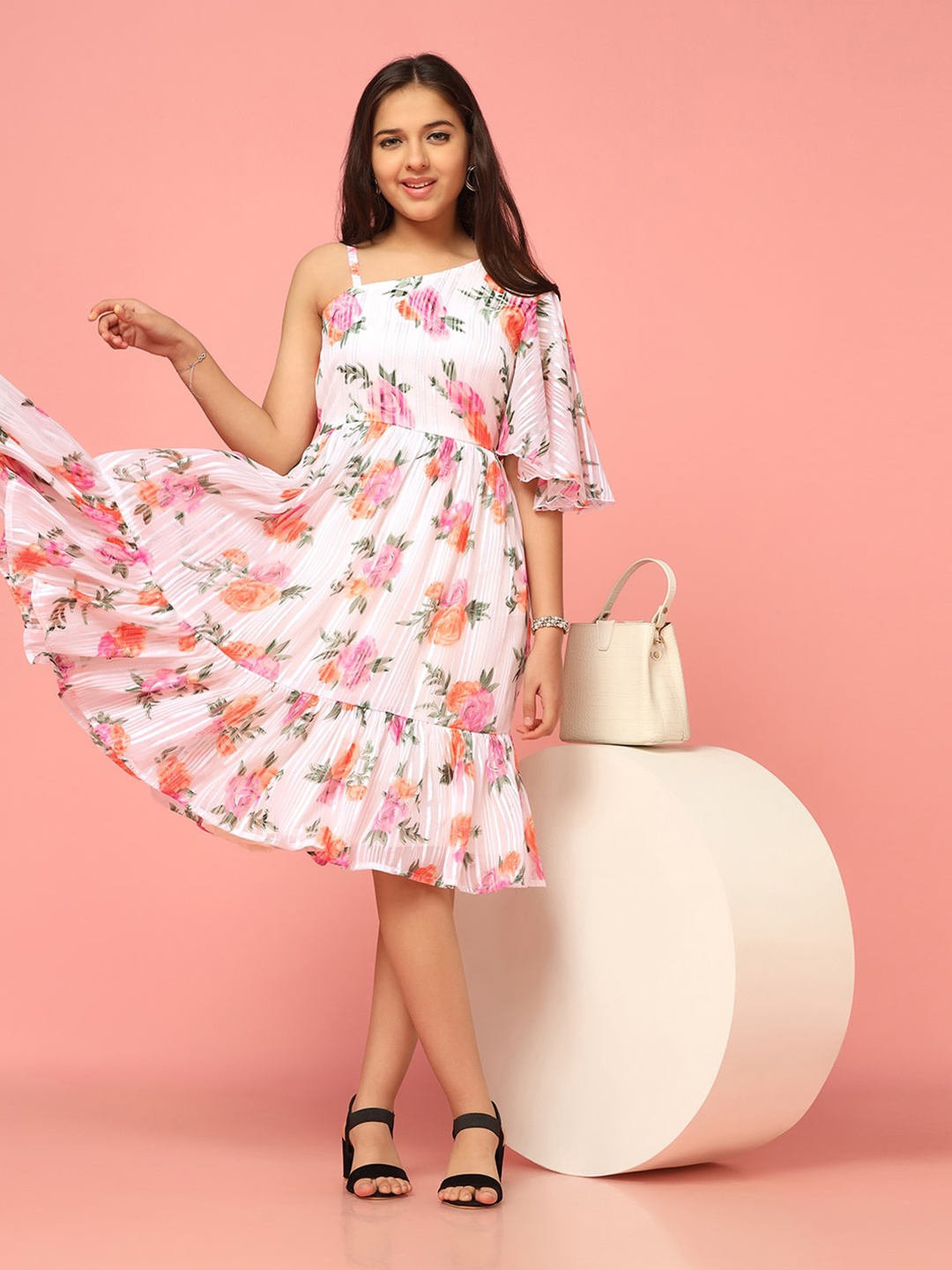 

FASHION DREAM Girls Floral Print Flared Sleeve Georgette Fit & Flare Midi Dress, White
