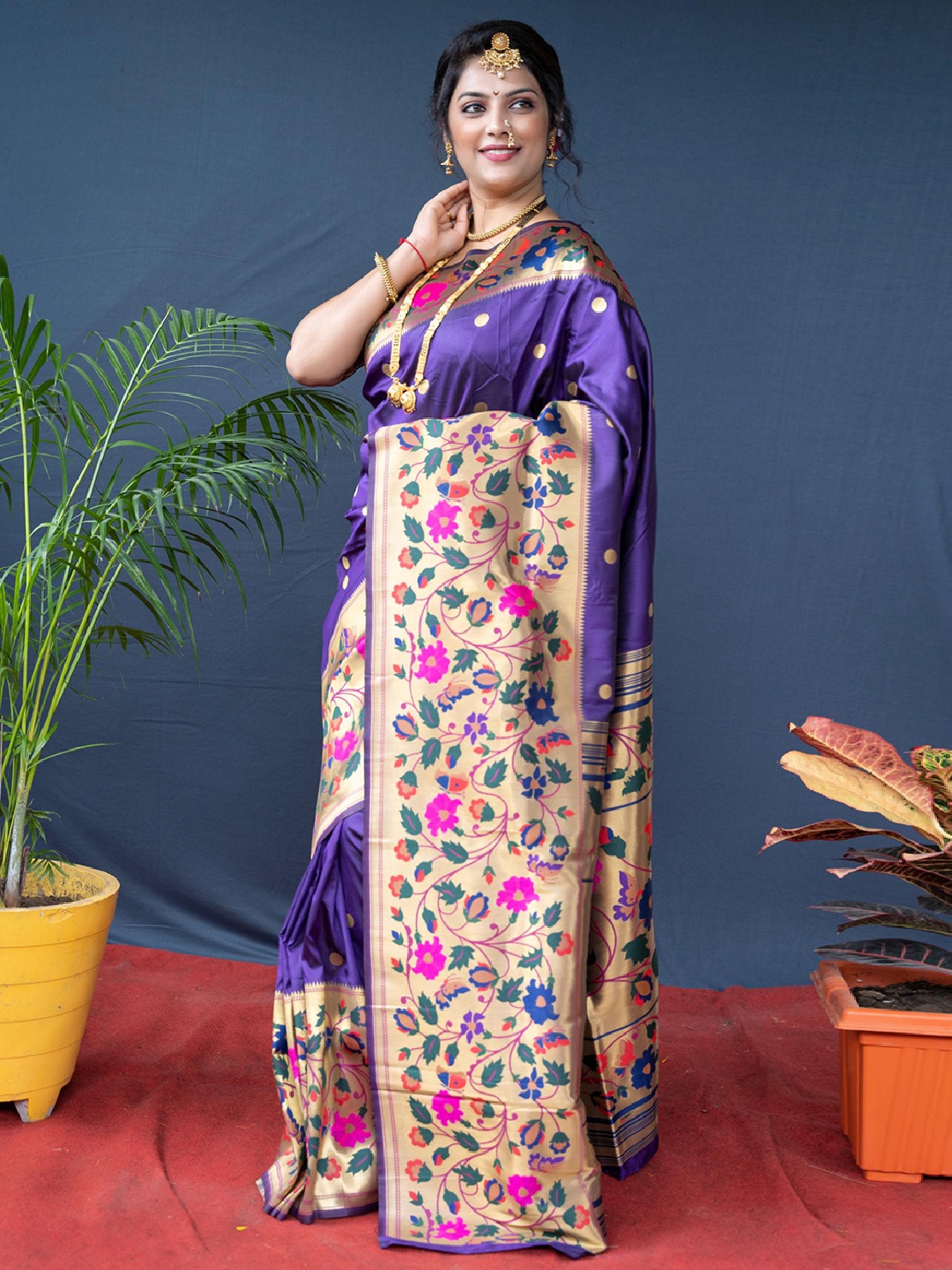 

Royal Rajgharana Saree Polka Dots Woven Design Zari Pure Silk Banarasi Saree, Purple