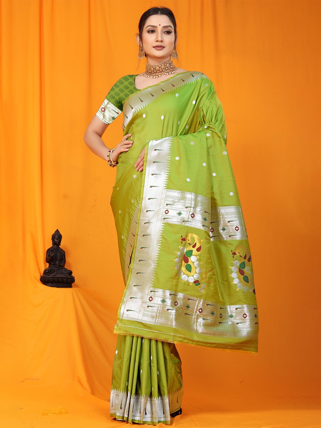 

Royal Rajgharana Saree Polka Dots Woven Design Zari Pure Silk Banarasi Saree, Lime green