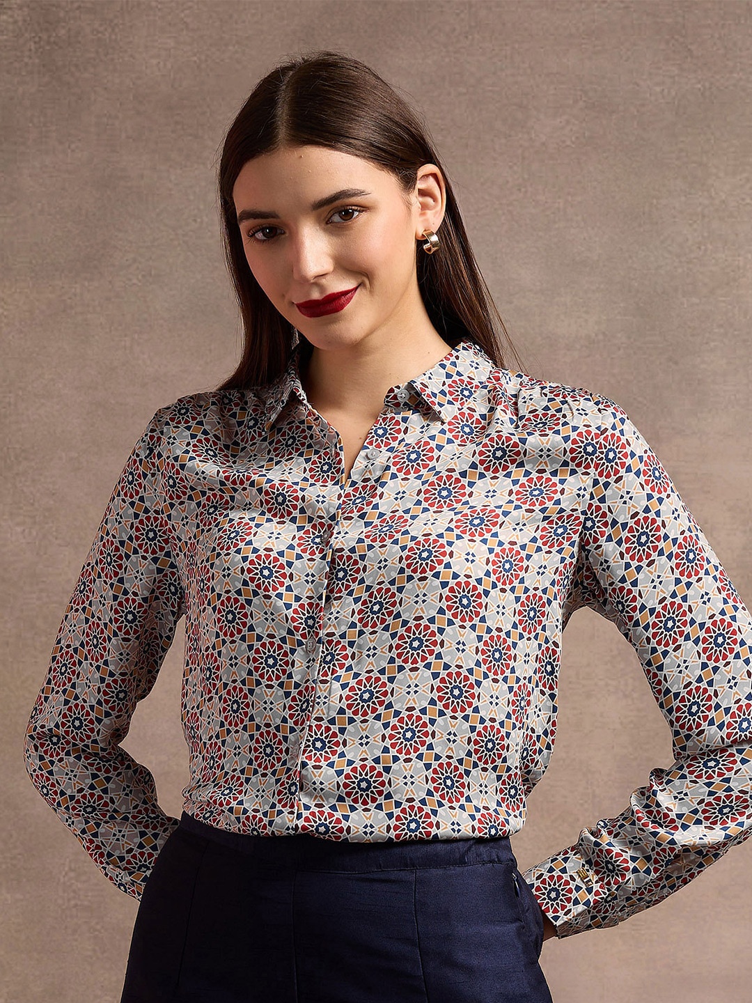 

U.S. Polo Assn. Women Geometric Printed Spread Collar Pure Cotton Casual Shirt, White