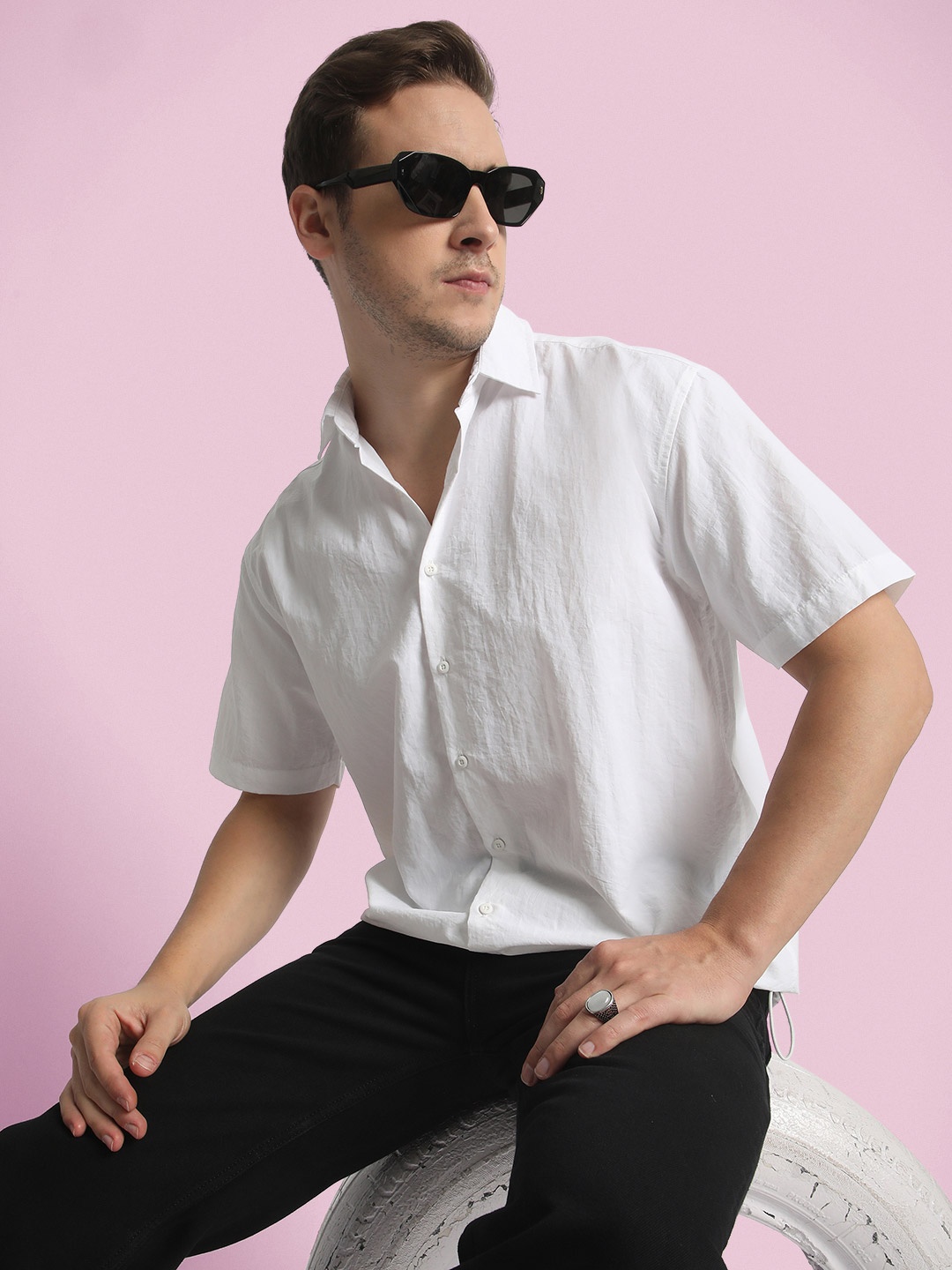 

Bene Kleed Boxy Fit Half Sleeve Casual Shirt With Adjustable Hemline, White