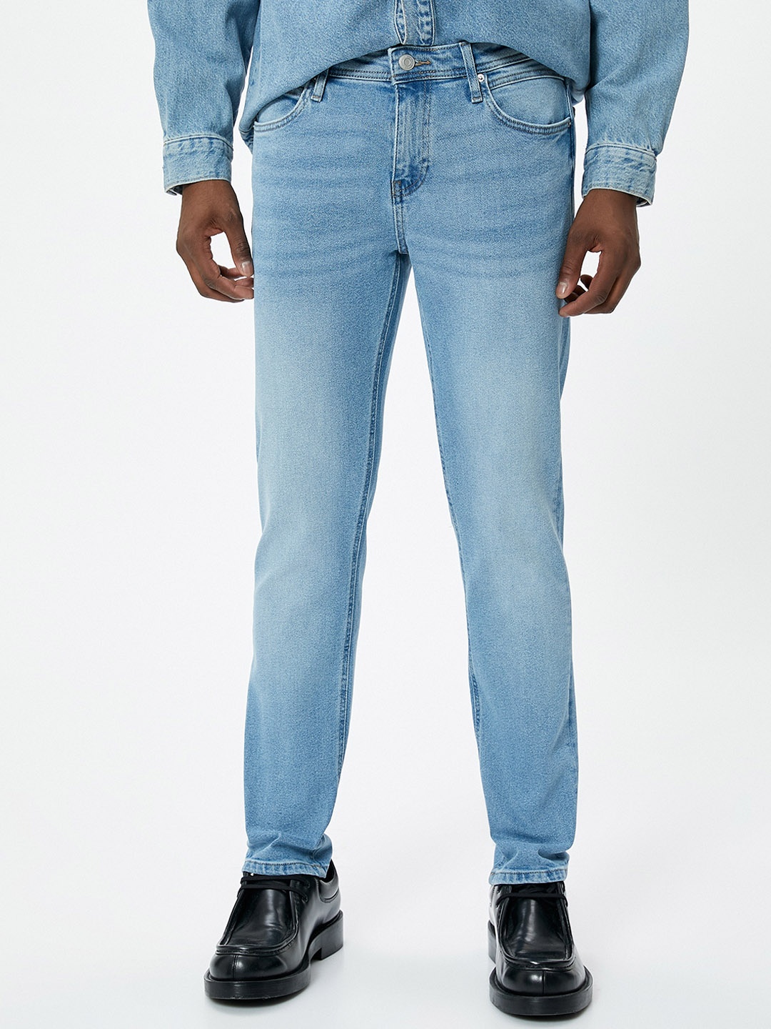 

Koton Men Slim Fit Heavy Fade Stretchable Jeans, Blue