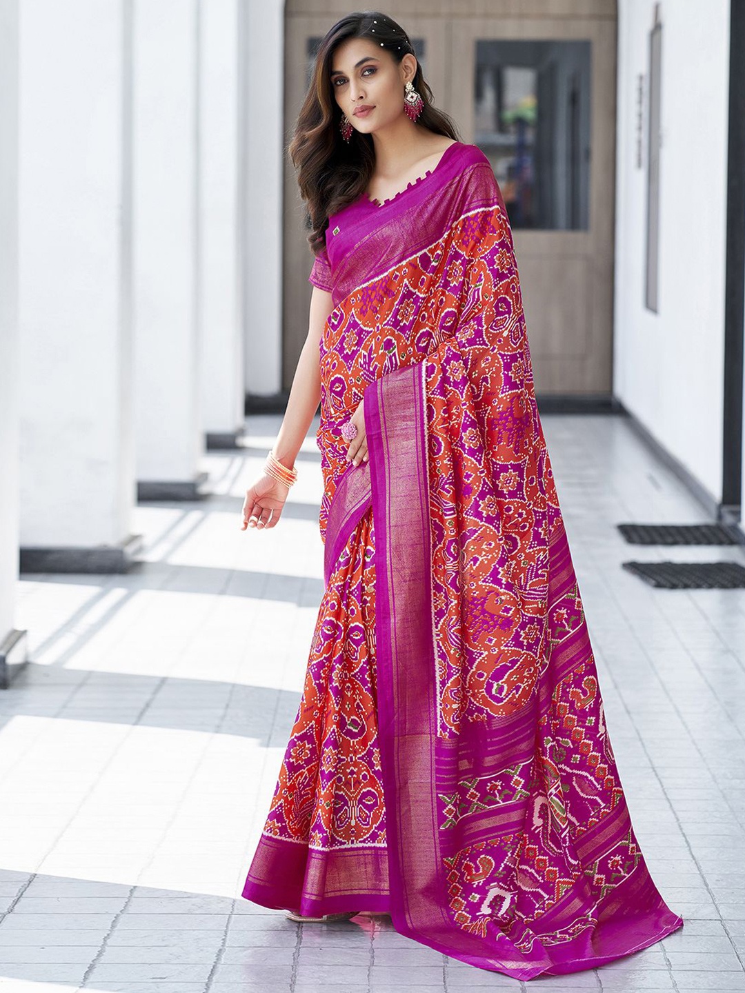 

Satrani Ethnic Motifs Printed Zari Sambalpuri Saree, Pink