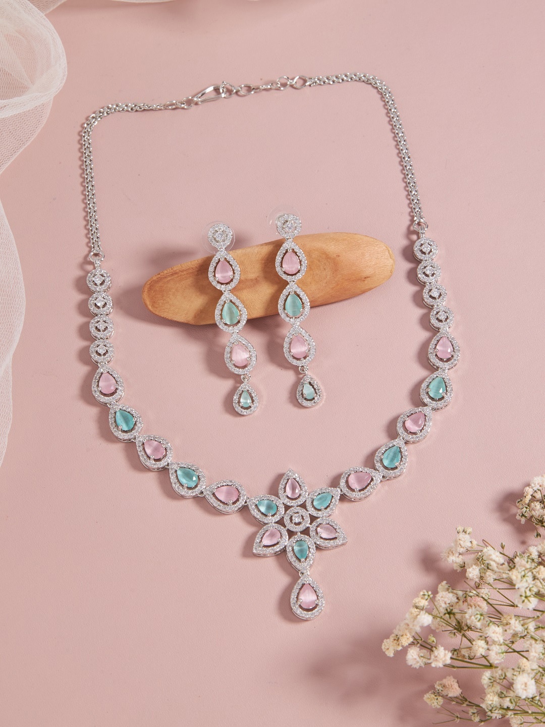 

SATJEWEL Silver-Plated Stones Studded Necklace With Earrings
