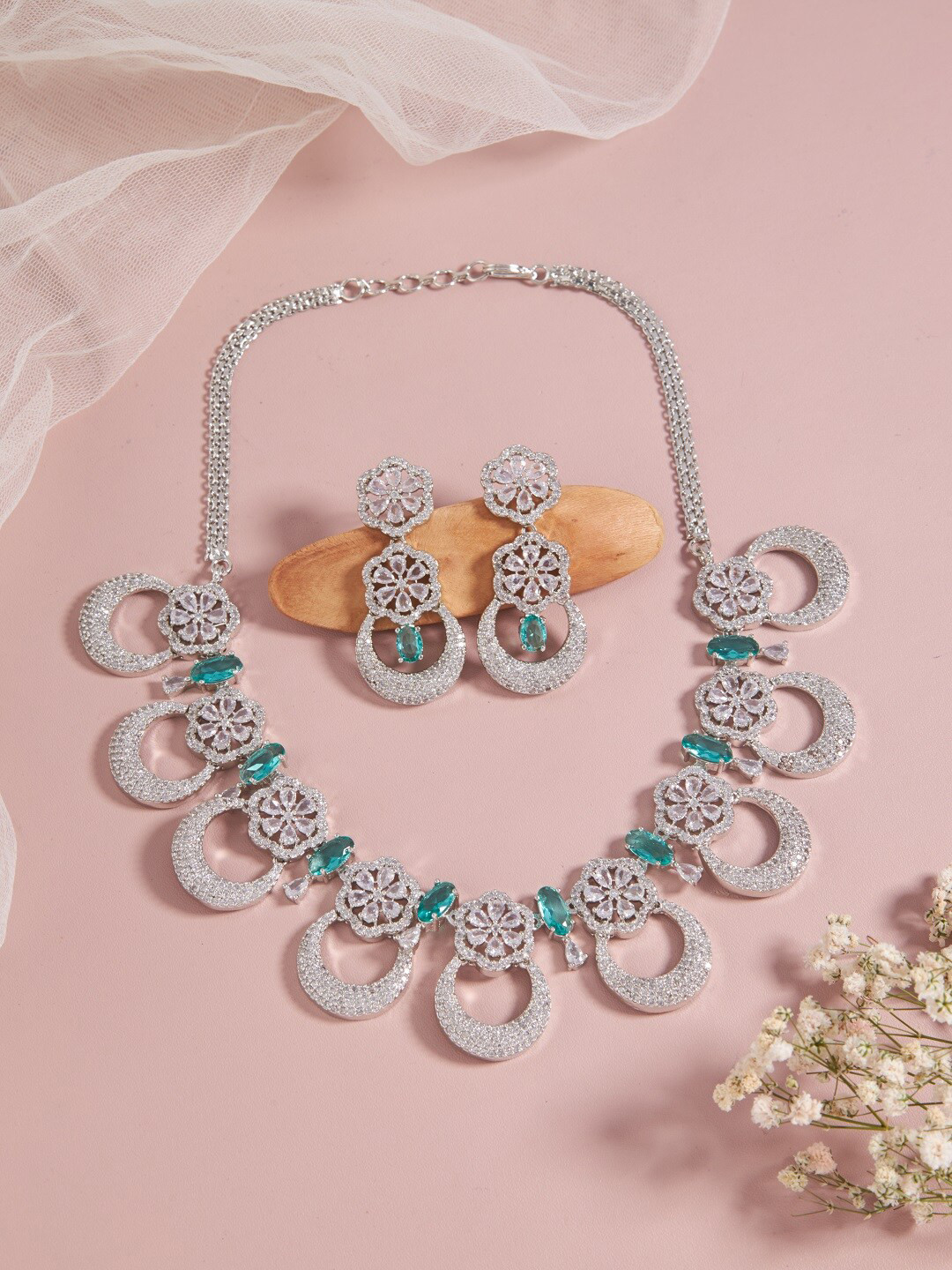 

SATJEWEL Silver-Plated Stones Studded Necklace With Earrings