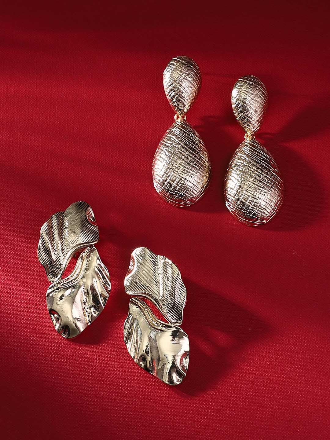 

SOHI Set Of 2 Gold-Plated Contemporary Drop Earrings