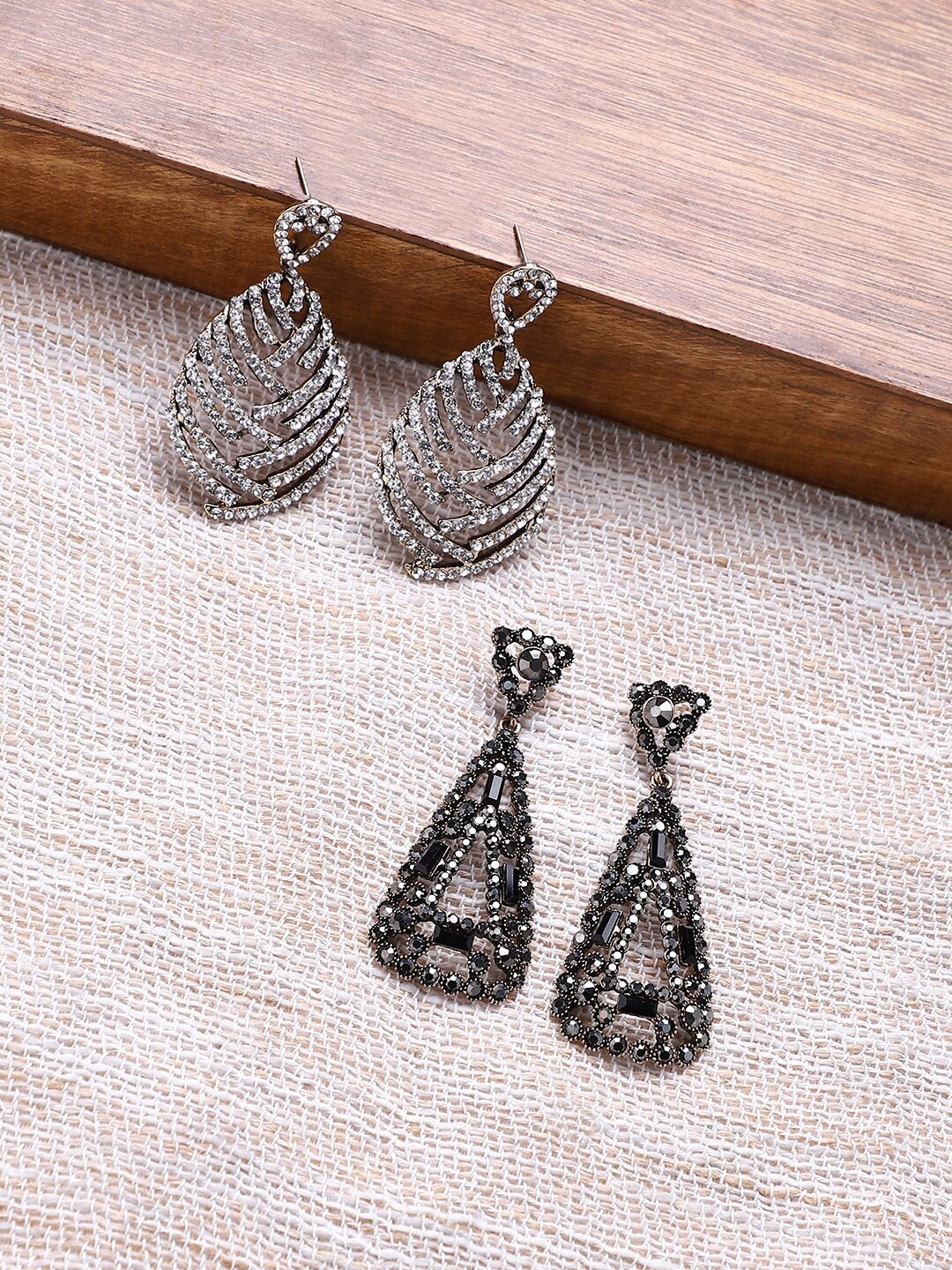 

SOHI Set of 2 Gold-Plated Stones Studded Teardrop Shaped Drop Earrings, Silver