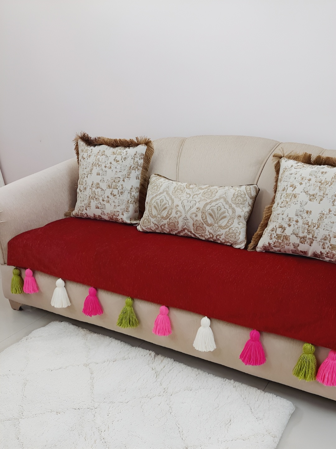 

THROWPILLOW Red & Pink Four Seater Sofa Cover