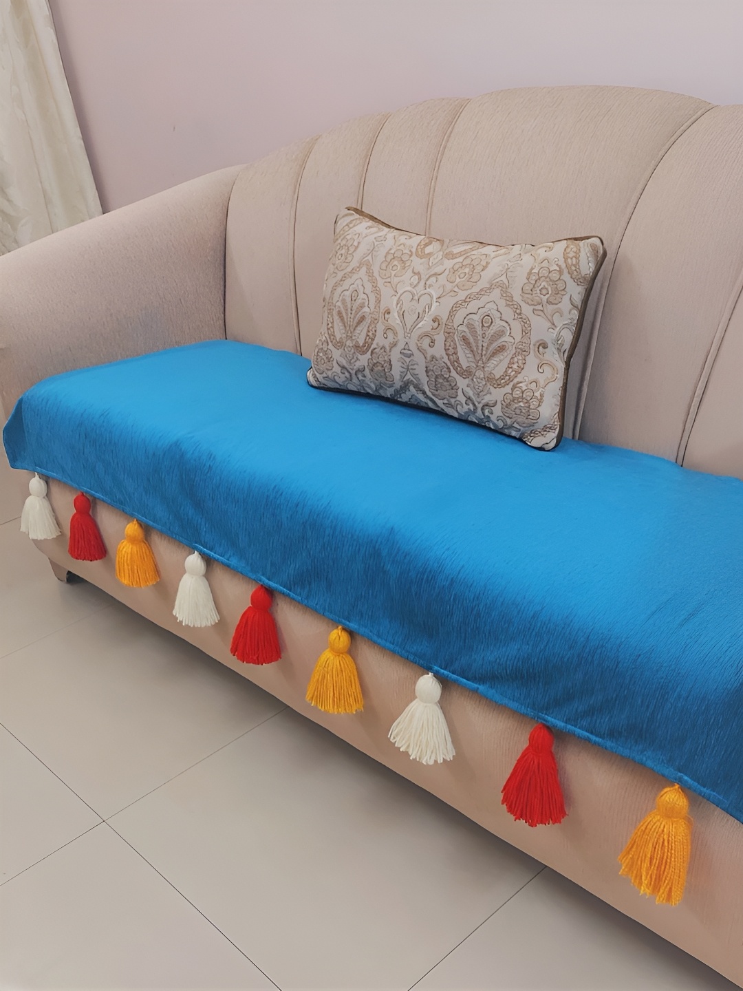 

THROWPILLOW Teal Blue & Orange Anti Slip Tassels 4 Seater Sofa Cover