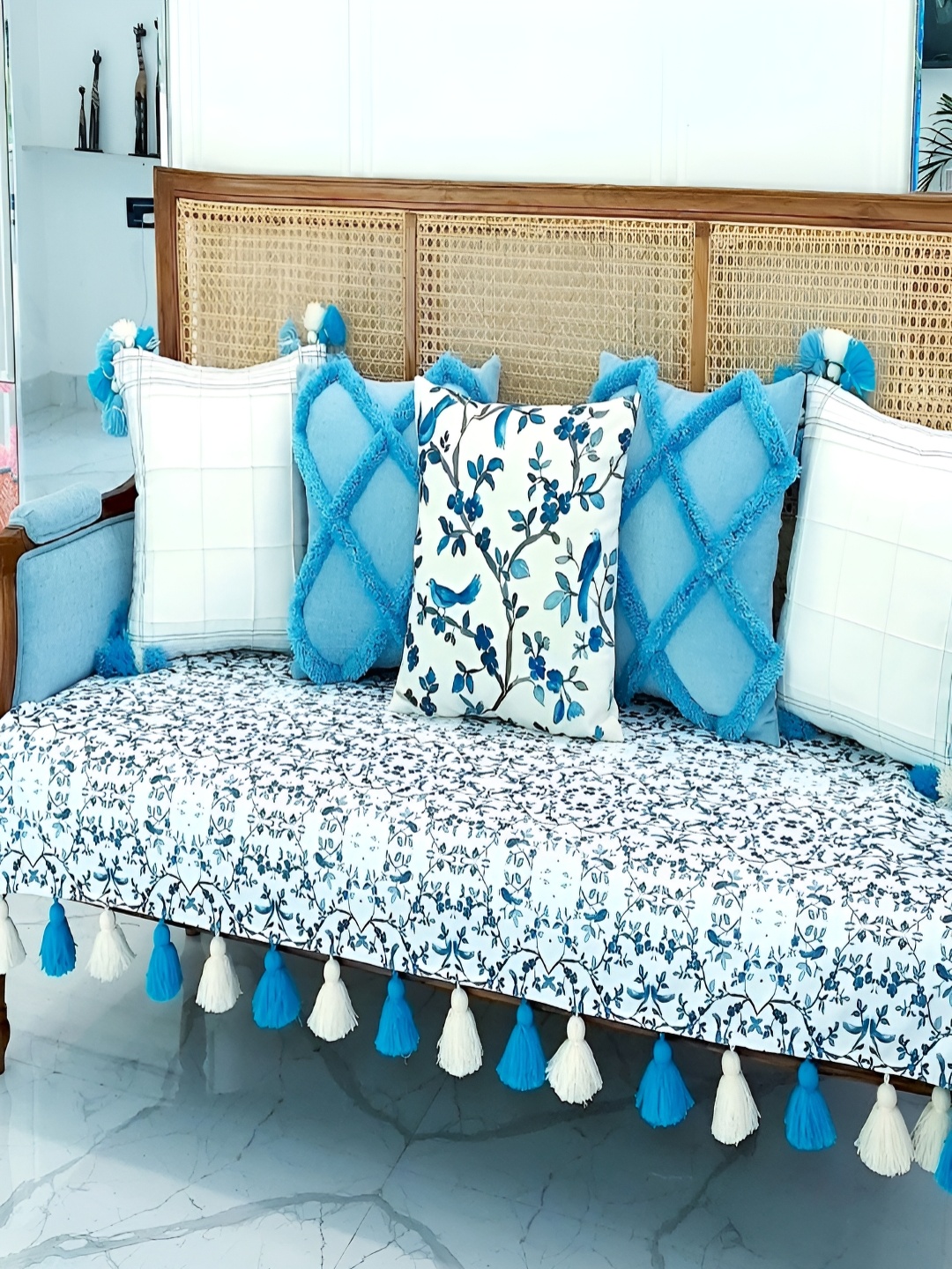 

THROWPILLOW Blue & White Printed Anti Slip Tassels 4 Seater Sofa Cover
