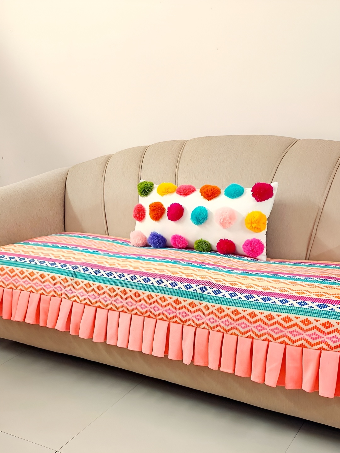 

THROWPILLOW White & Pink Printed Anti Slip Pleated Sofa Cover