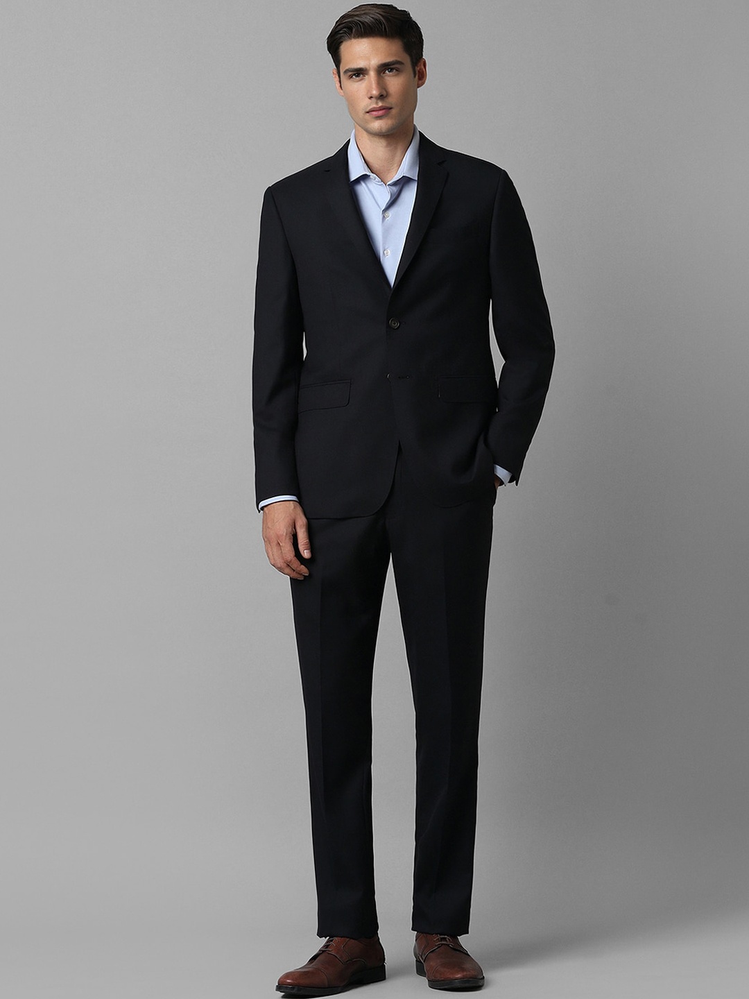 

Luxure by Louis Philippe Slim-Fit Single-Breasted Woolen Two Piece Suit, Black
