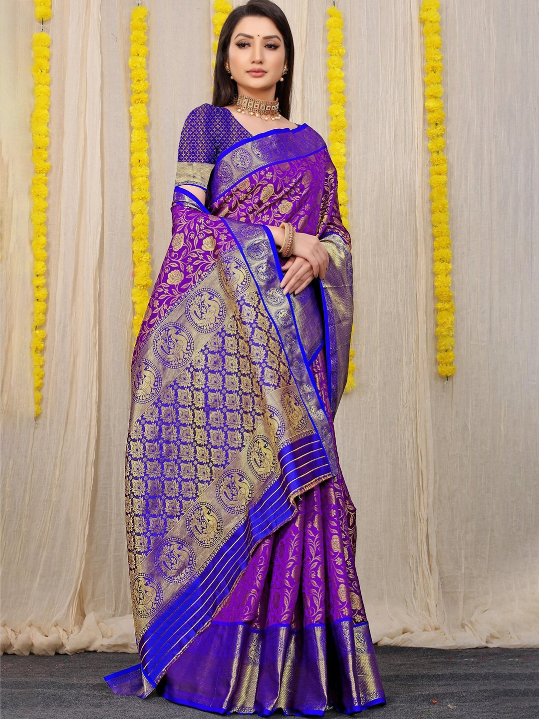 

Royal Rajgharana Saree Woven Design Zari Silk Cotton Kanjeevaram Sarees, Purple